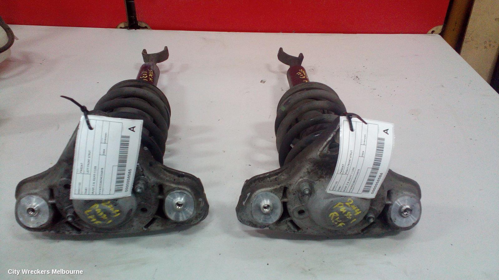 VOLKSWAGEN PASSAT RIGHT FRONT STRUT, 3B/GP, 2.8, 03/1997 - 11/2005 - Image 1