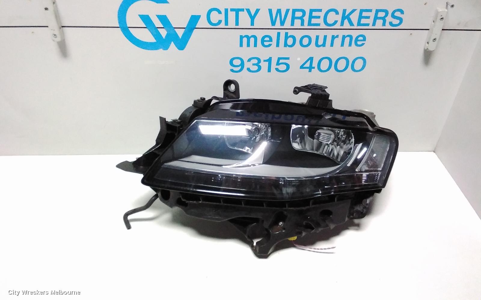 AUDI A4 LEFT HEADLAMP, B8 8K, HALOGEN TYPE, 02/2008 - 06/2012 - Image 1