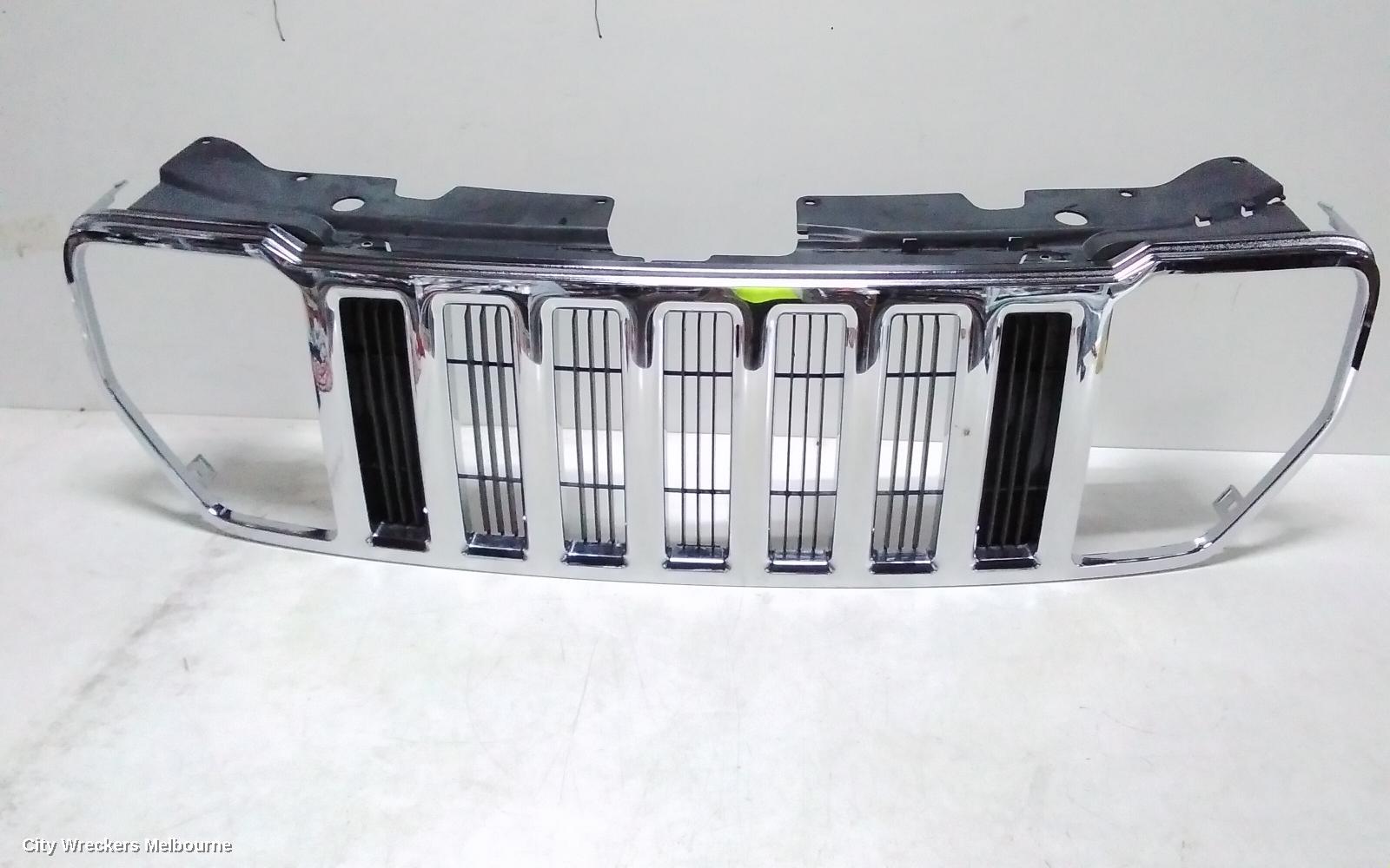 JEEP CHEROKEE GRILLE, KK, CHROME, 11/2007 - 10/2012 - Image 1