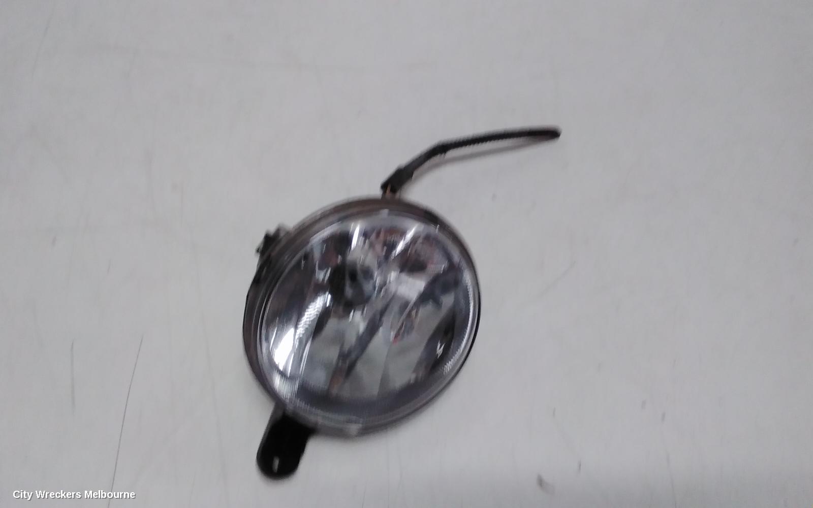 HOLDEN COLORADO RIGHT INDICATOR/FOG/SIDE, BUMPER FOGLAMP, RG, 07/2016 - 12/2020 - Image 2