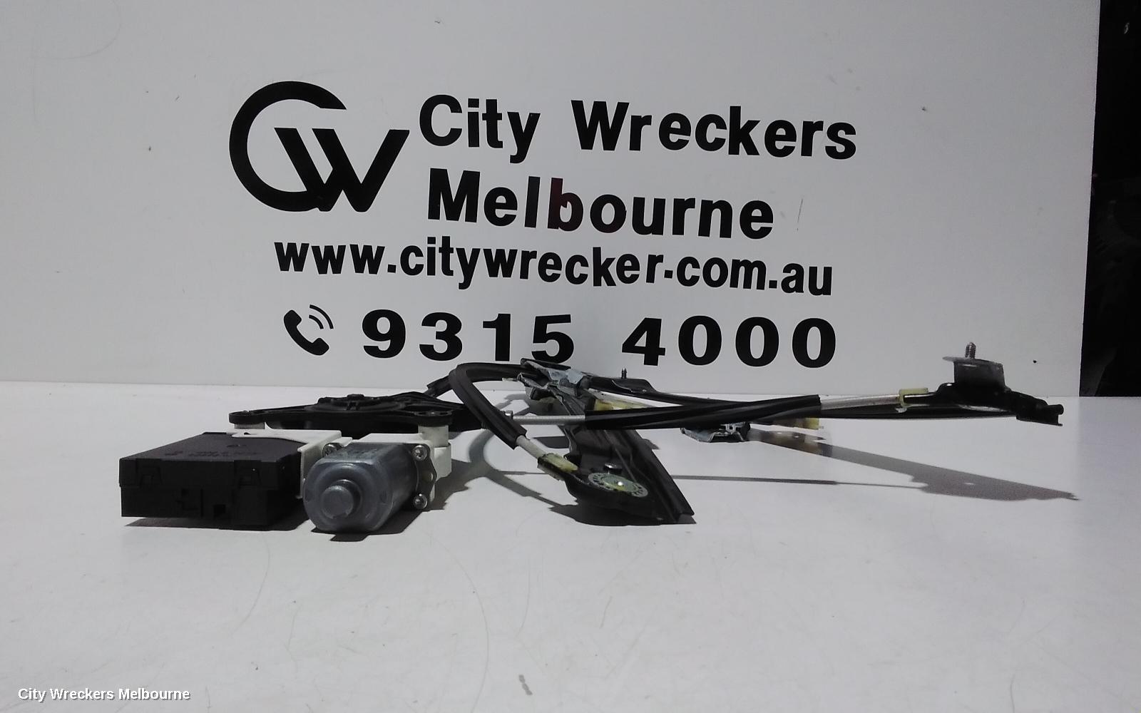 VOLKSWAGEN CADDY LEFT FRONT WINDOW REG/MOTOR, 2KN, POWER, 12/2015 - 02/2021 - Image 3