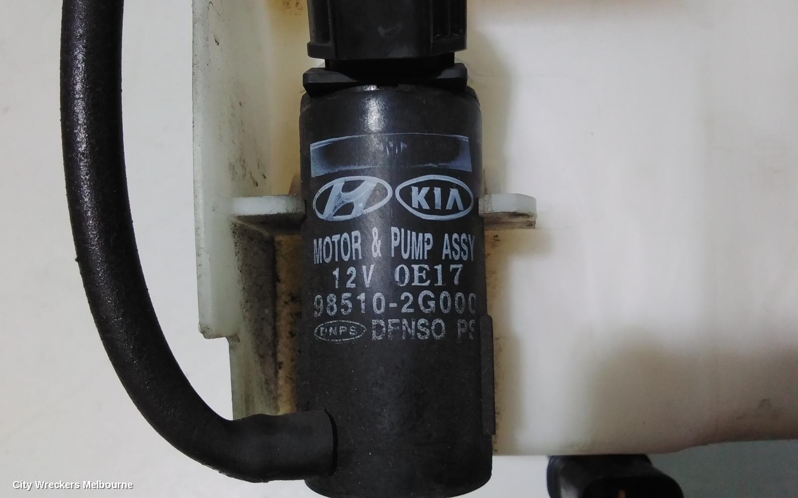 HYUNDAI I45 WASHER BOTTLE, WASHER BOTTLE, YF, 02/2010 - 04/2014 - Image 3