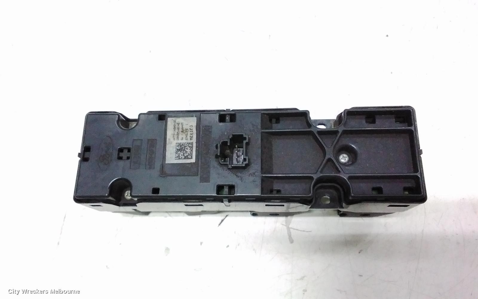 FORD FOCUS PWR DR WIND SWITCH, RH FRONT (MASTER SWITCH), SA, 10/2018 - 06/2021 - Image 3