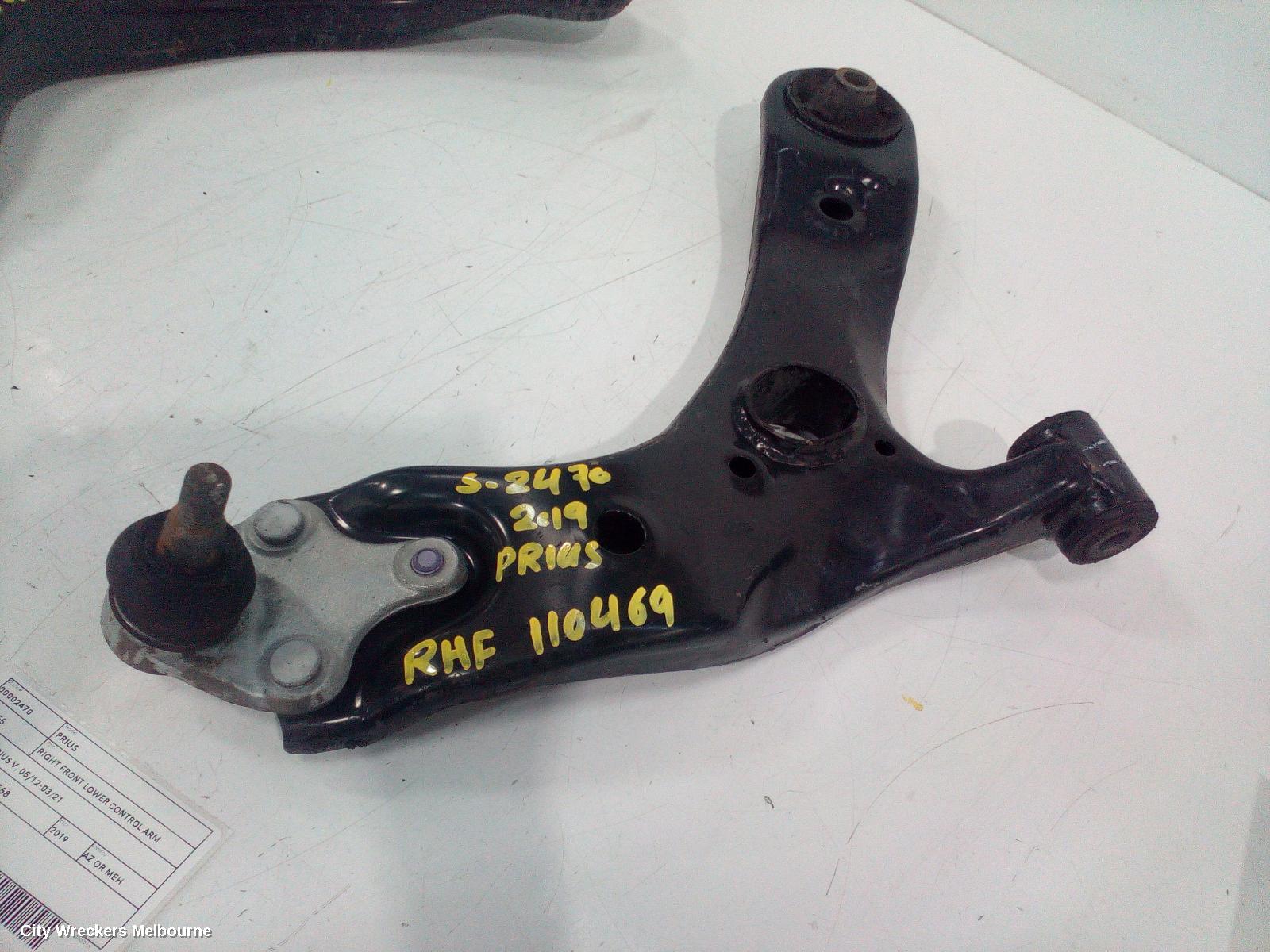 TOYOTA PRIUS RIGHT FRONT LOWER CONTROL ARM, ZVW40R, PRIUS V, 05/2012 - 03/2021 - Image 2