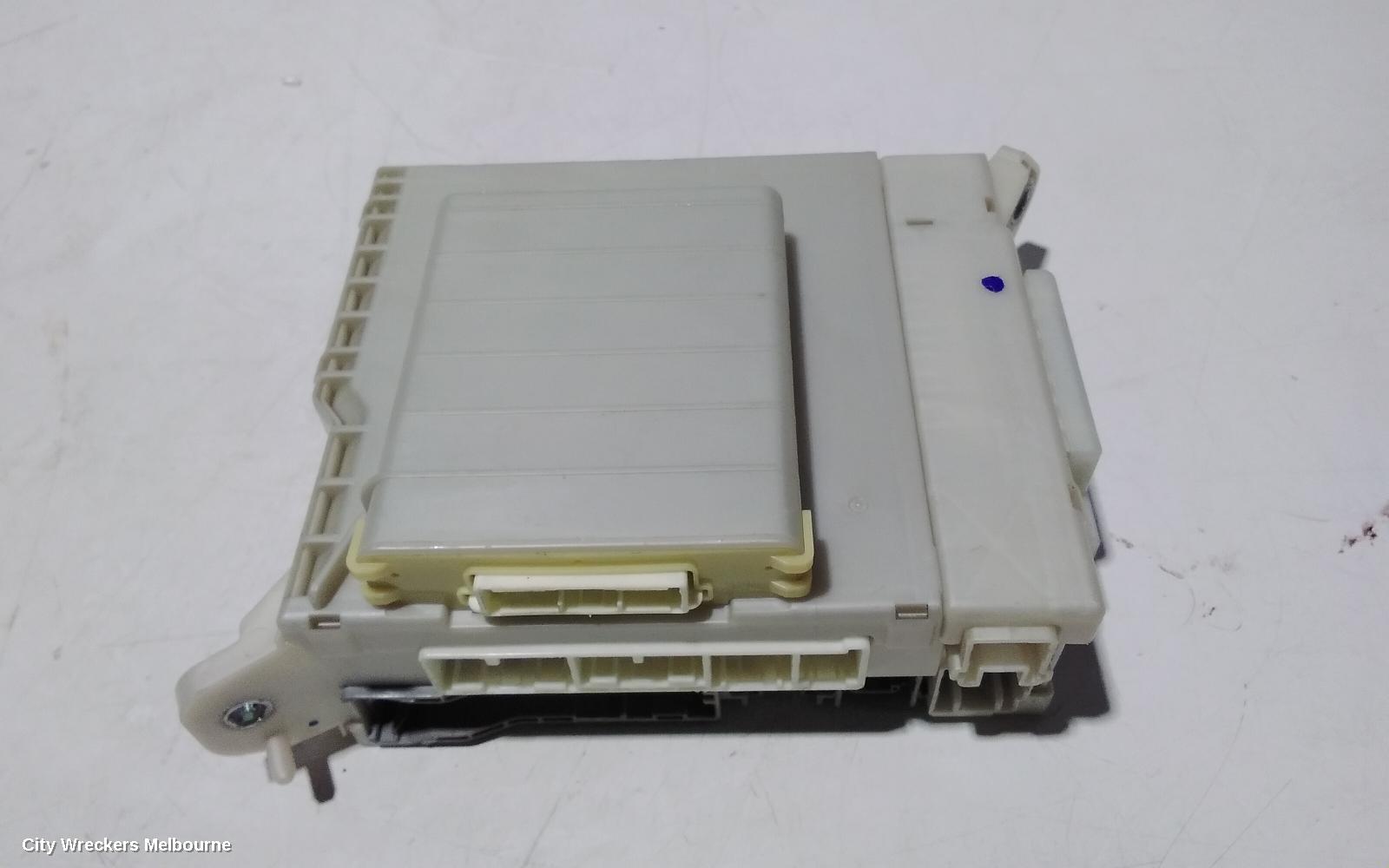 LEXUS IS250/IS250C FUSE BOX, UNDER DASH, GSE20R, 11/2005 - 12/2014 - Image 2