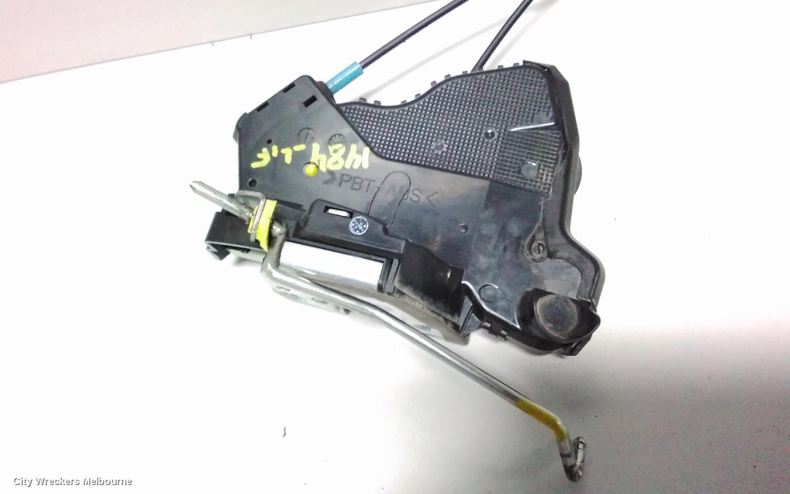 TOYOTA HIACE DOOR/BOOT/GATE LOCK, LEFT FRONT DOOR LOCK, TRH/KDH, 03/2005 - 04/2019 - Image 3