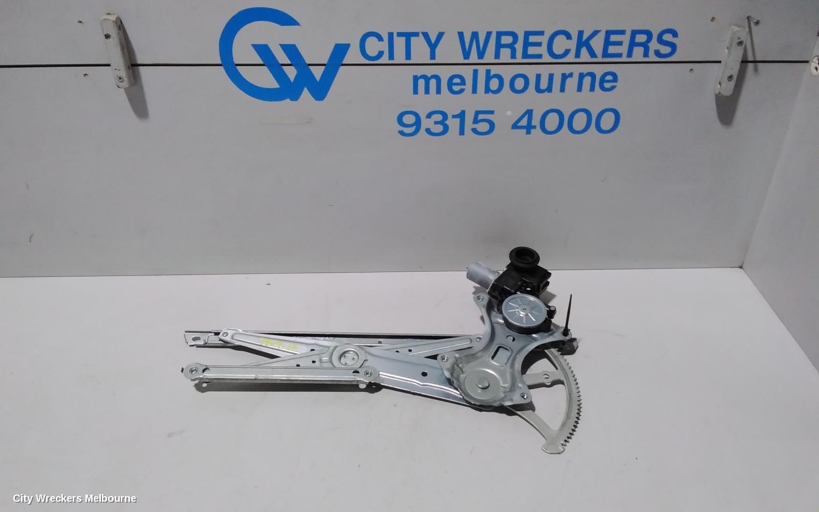 TOYOTA HIACE LEFT FRONT WINDOW REG/MOTOR, DOOR REG ASSY (REG AND MOTOR), 300 SERIES, 04/2019 ONWARDS - Image 1