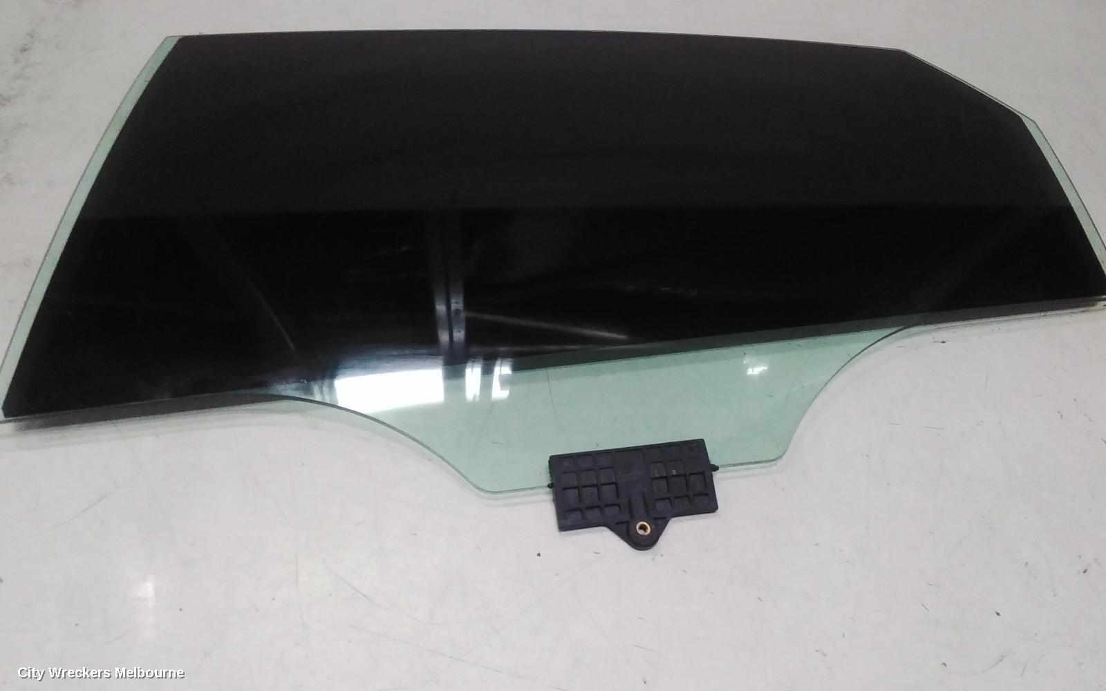 HYUNDAI GENESIS LEFT REAR DOOR WINDOW, ULTIMATE PACK, DOUBLE GLAZED TYPE, DH, 11/2014 - 01/2018 - Image 2