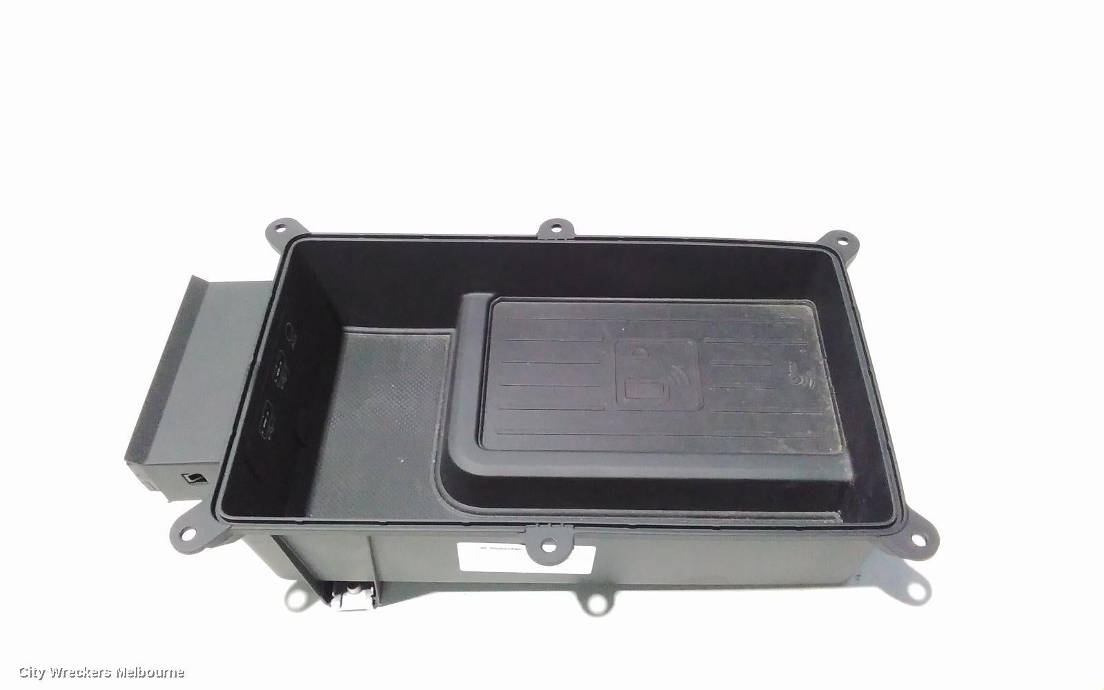 AUDI A4, B9 8W, 10/2015 - 01/2025, 8W0-864-981-B-6PS   STORAGE COMPARTMENT - AUDI : 93321 - Image 1