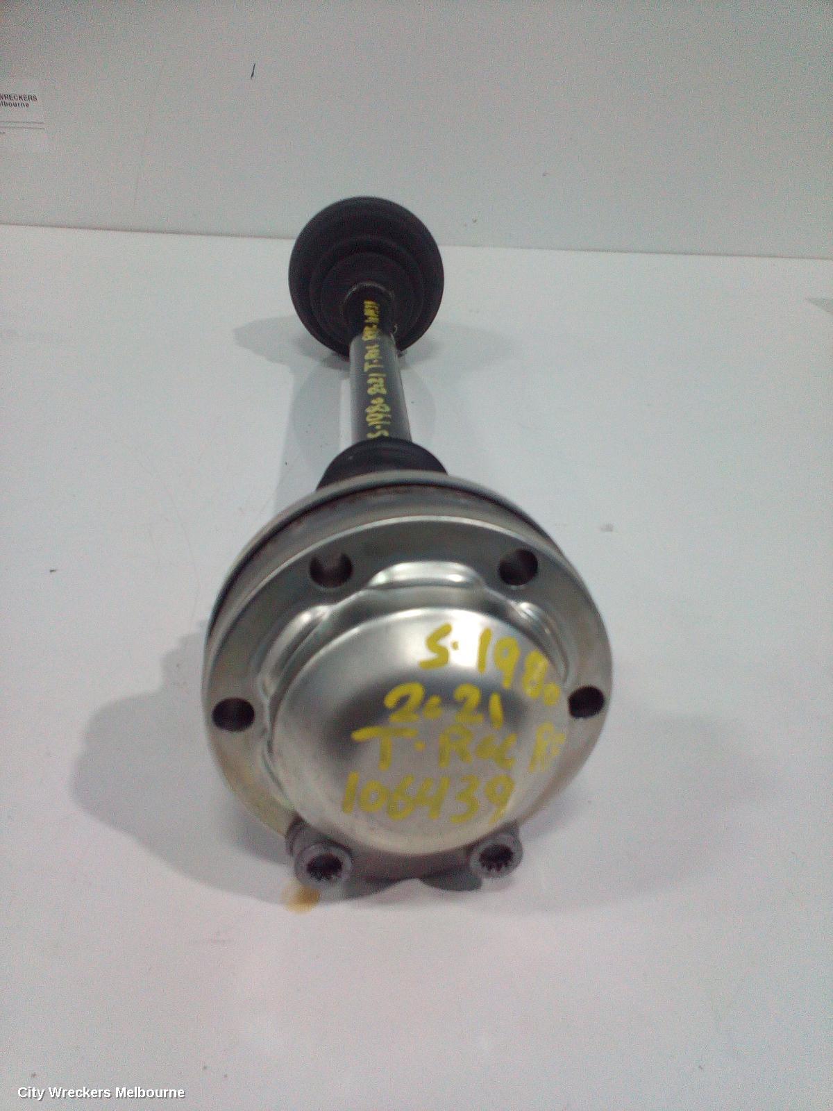 VOLKSWAGEN T-ROC RIGHT DRIVESHAFT, FRONT, AUTO T/M, 4WD, 03/2020 ONWARDS - Image 1