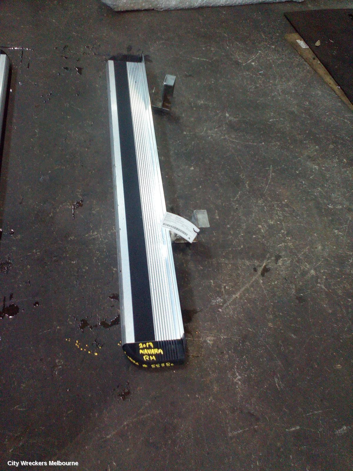 NISSAN NAVARA SIDE STEP/SKIRT, NP300, SIDE STEP, RH SIDE, KING CAB, 05/2015 ONWARDS - Image 2