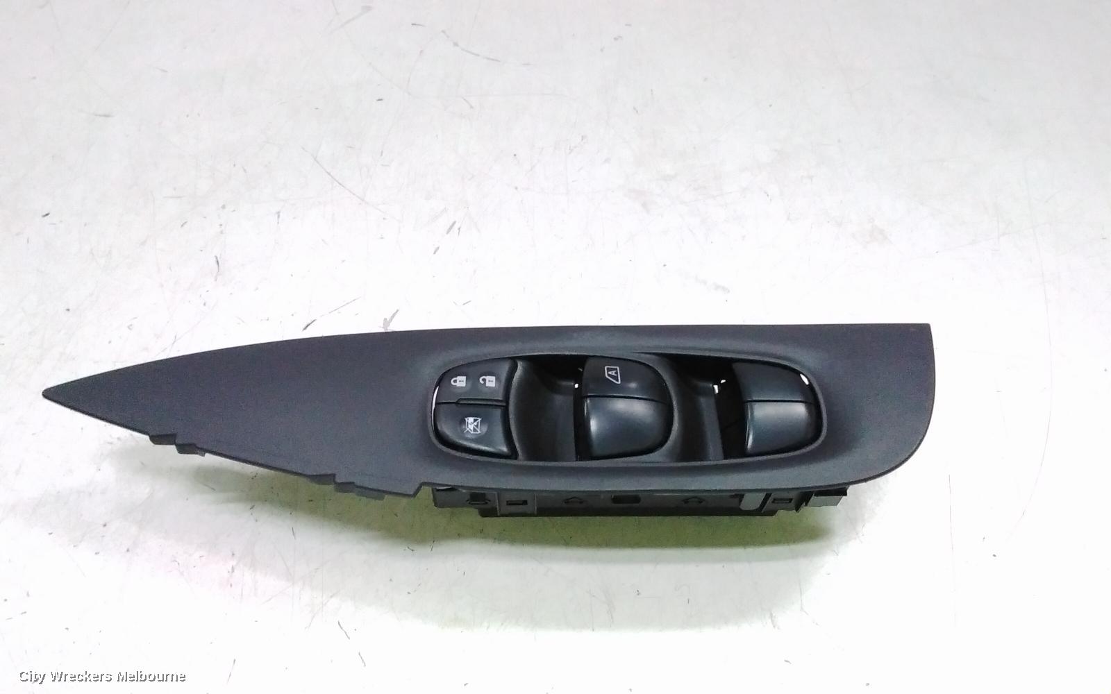 NISSAN XTRAIL PWR DR WIND SWITCH, RH FRONT (MASTER SWITCH), T32, 02/2014 - 07/2022 - Image 2