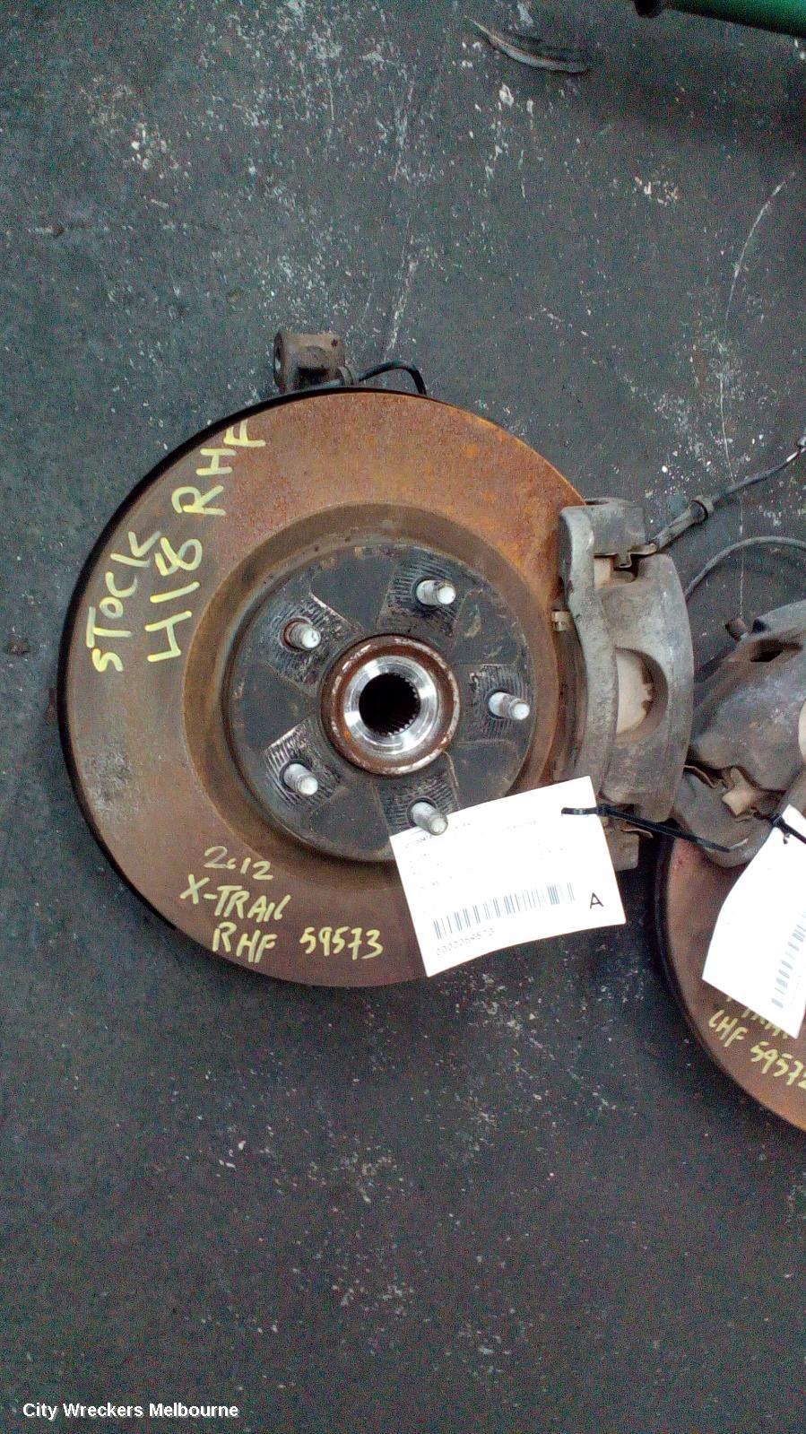 NISSAN XTRAIL RIGHT FRONT HUB ASSEMBLY, T31, 10/2007 - 12/2013 - Image 1