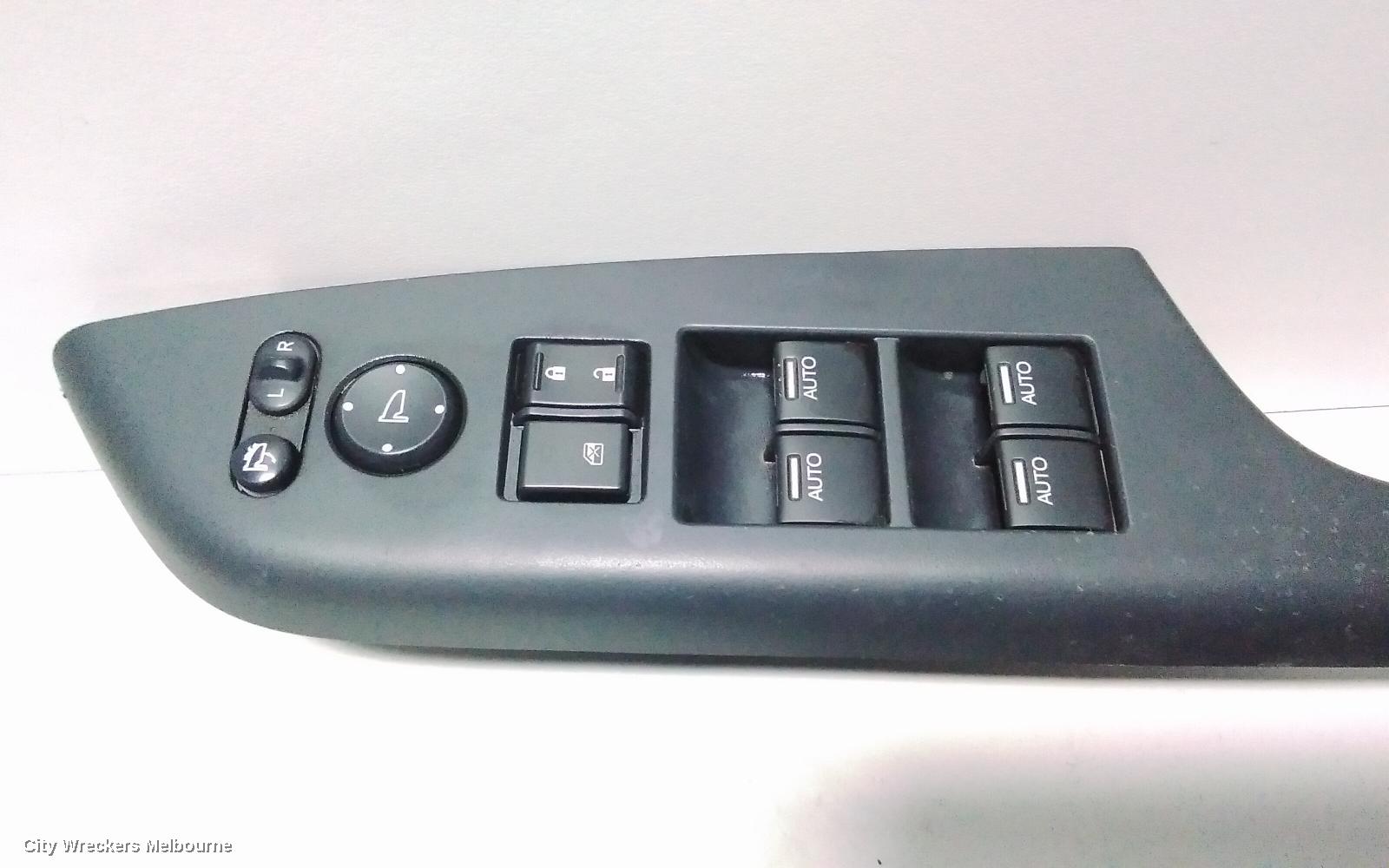 HONDA CRV PWR DR WIND SWITCH, RH FRONT (MASTER SWITCH), AUTO DOWN ALL WINDOWS, RM, 11/2012 - 04/2017 - Image 2