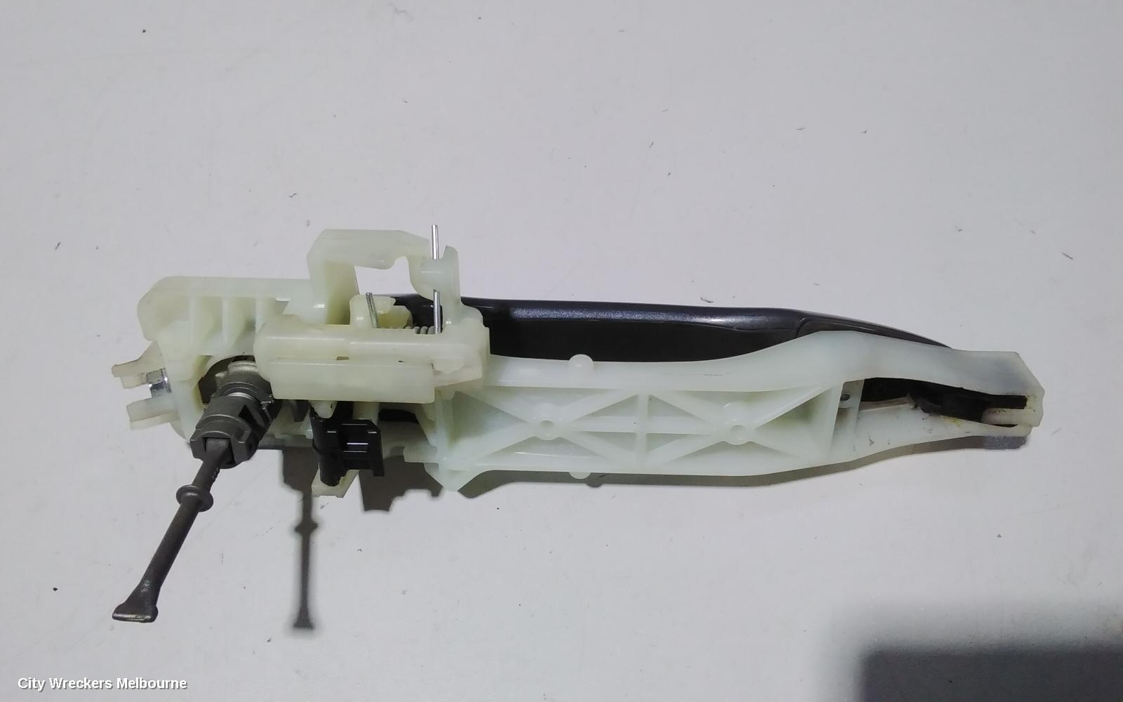 HYUNDAI IX35 DOOR HANDLE, OUTER, RH FRONT/REAR, COLOUR CODED, NON SENSOR TYPE, LM SERIES, 11/2009 - 01/2016 - Image 3