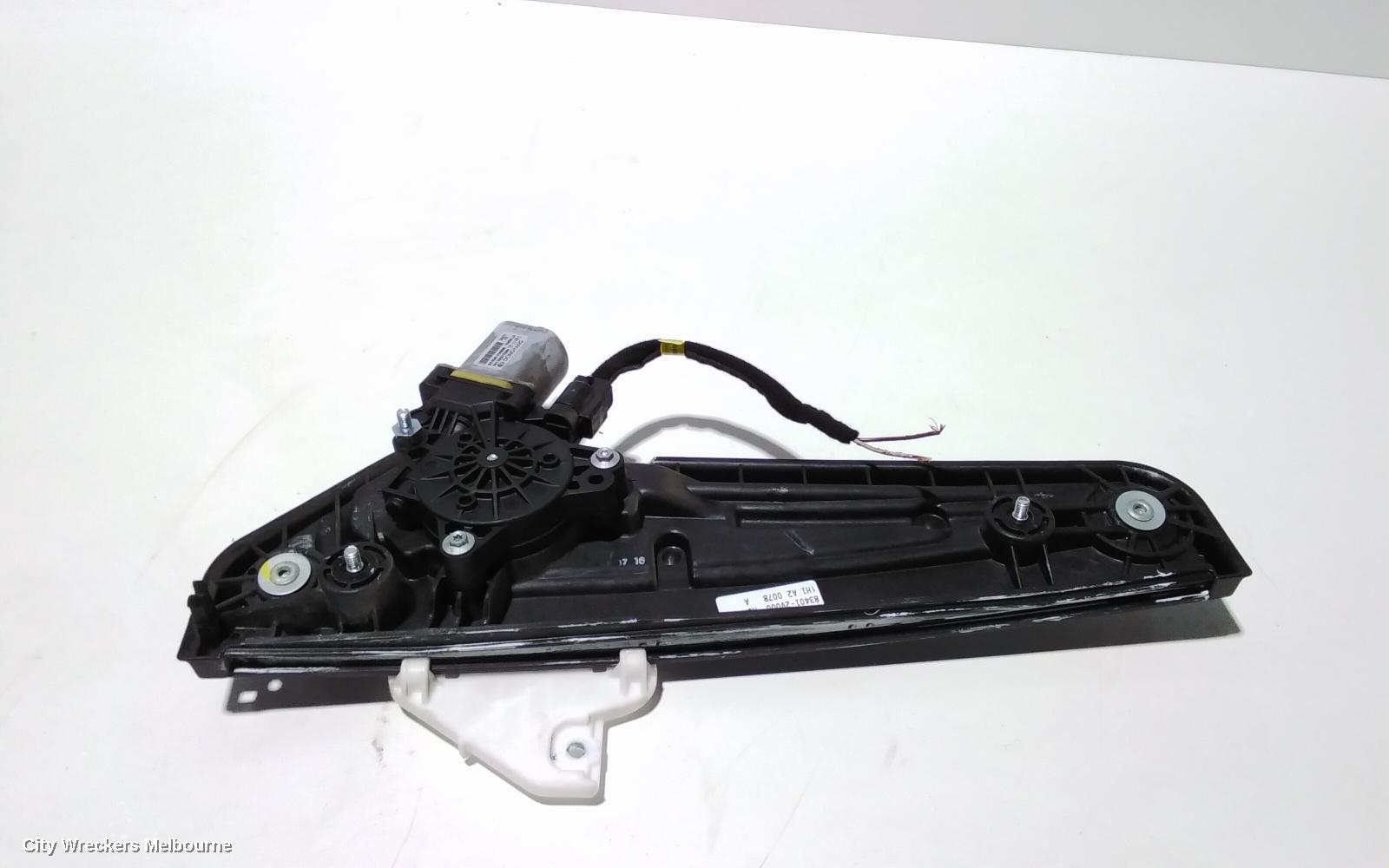 HYUNDAI VELOSTER LEFT FRONT WINDOW REG/MOTOR, FS, 12/2011 - 02/2018 - Image 2