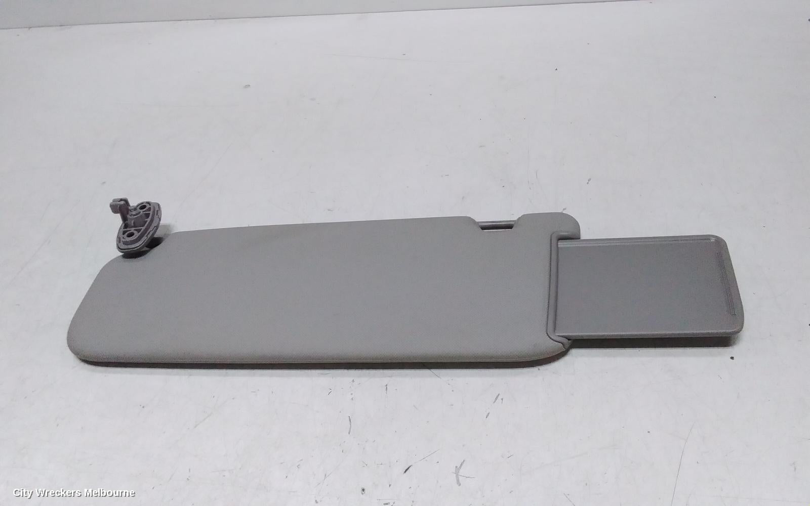 KIA CARNIVAL/GRAND CARNIVAL SUNVISOR, YP, RH SIDE, NON LAMP TYPE, 02/2015 - 10/2020 - Image 2
