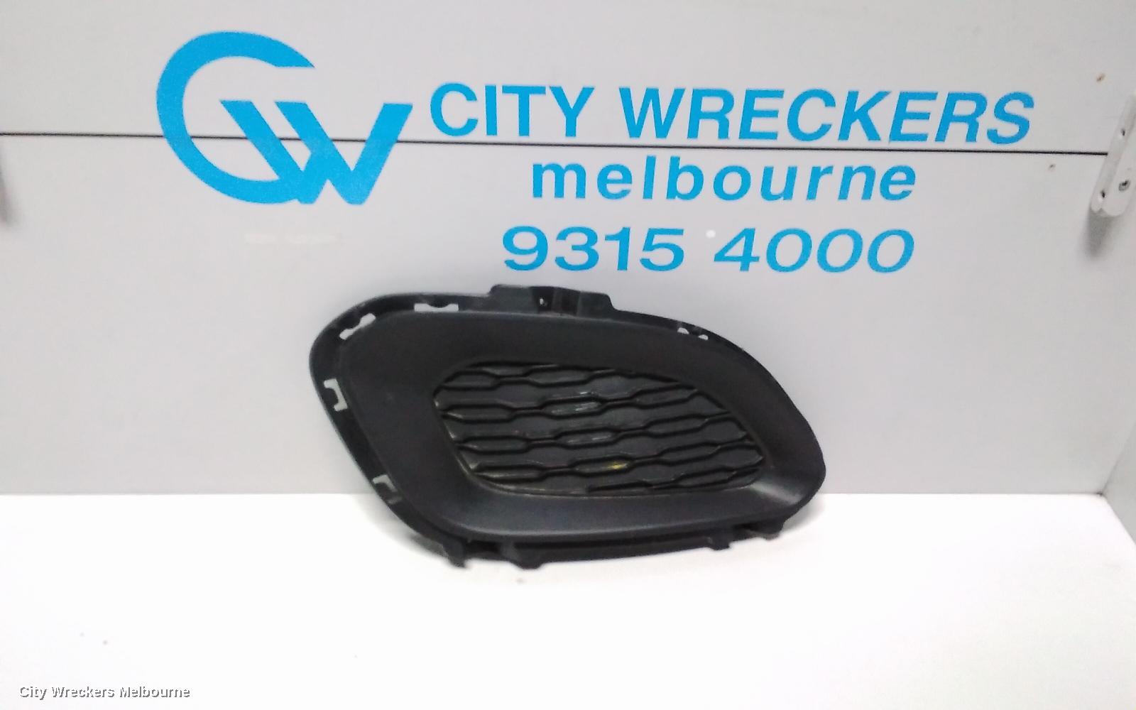 KIA RIO RIGHT INDICATOR/FOG/SIDE, BUMPER FOGLAMP, UB, 3DR/5DR HATCH, 08/2011 - 10/2014 - Image 2