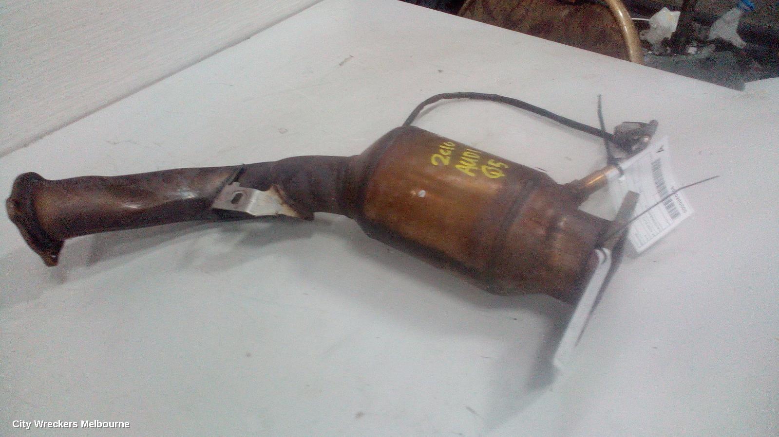 AUDI Q5 CATALYTIC CONVERTER, UNDER CAR-CAT TYPE, 2.0, PETROL, CDNB/CDNC CODE, 8R, 03/2009 - 10/2012 - Image 1