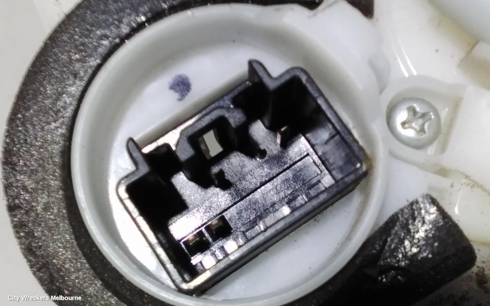 MAZDA 2 DOOR/BOOT/GATE LOCK, LEFT REAR DOOR LOCK, DE SERIES, 09/2007 - 09/2014 - Image 3