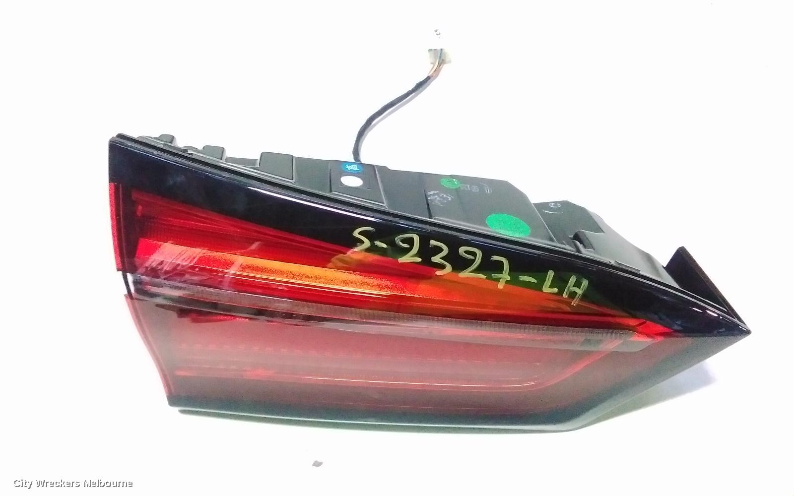 MG HS REAR GARNISH, TAILGATE LAMP (LH SIDE), W/ SEQUENTIAL TYPE, SAS23, 09/2019 ONWARDS - Image 2