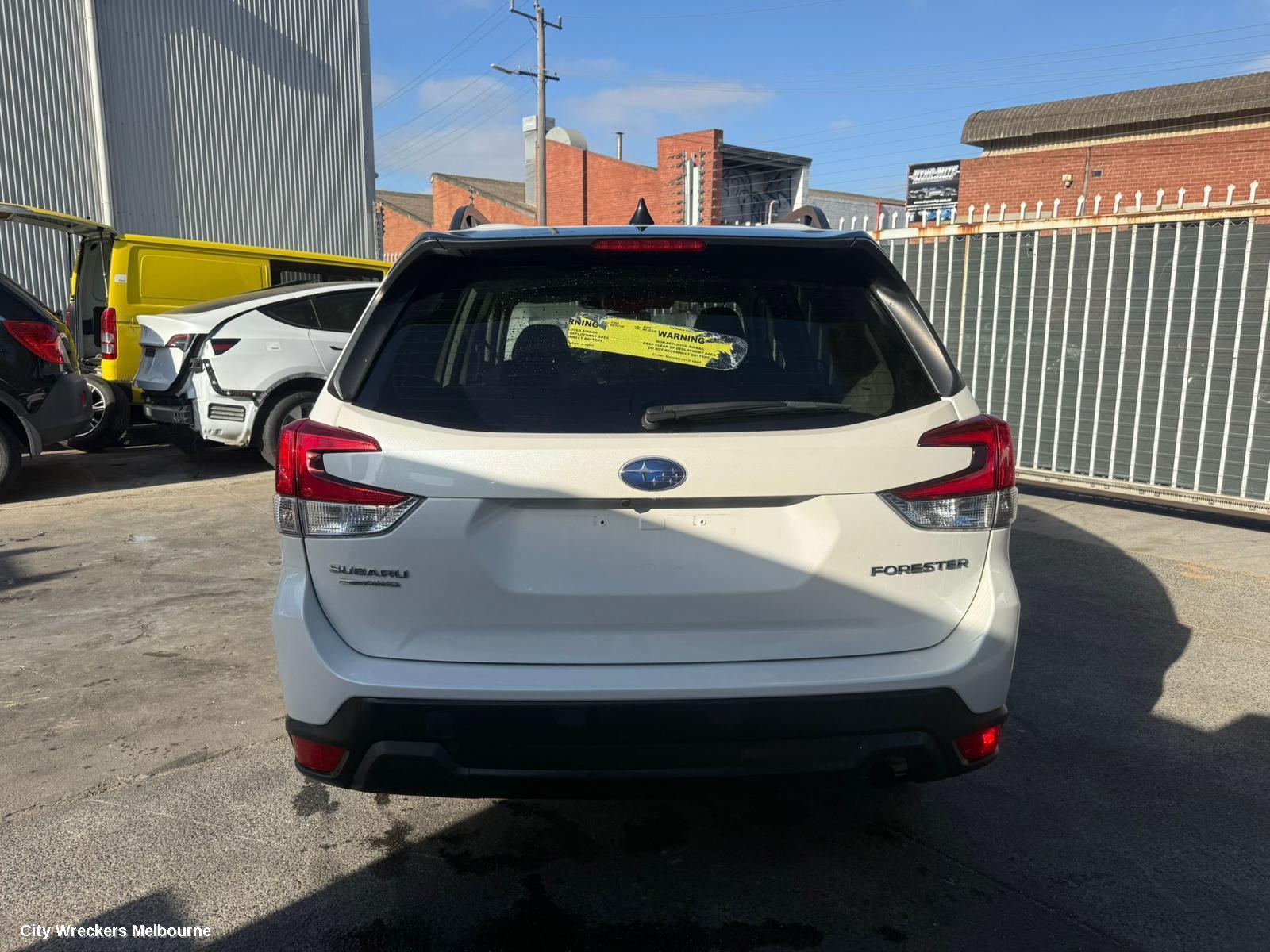 SUBARU FORESTER RIGHT DOOR MIRROR, SK, W/ POWER FOLD, NON MEMORY, NON CAMERA TYPE, COLOUR CODED, 08/2018 - 11/2024 - Image 3