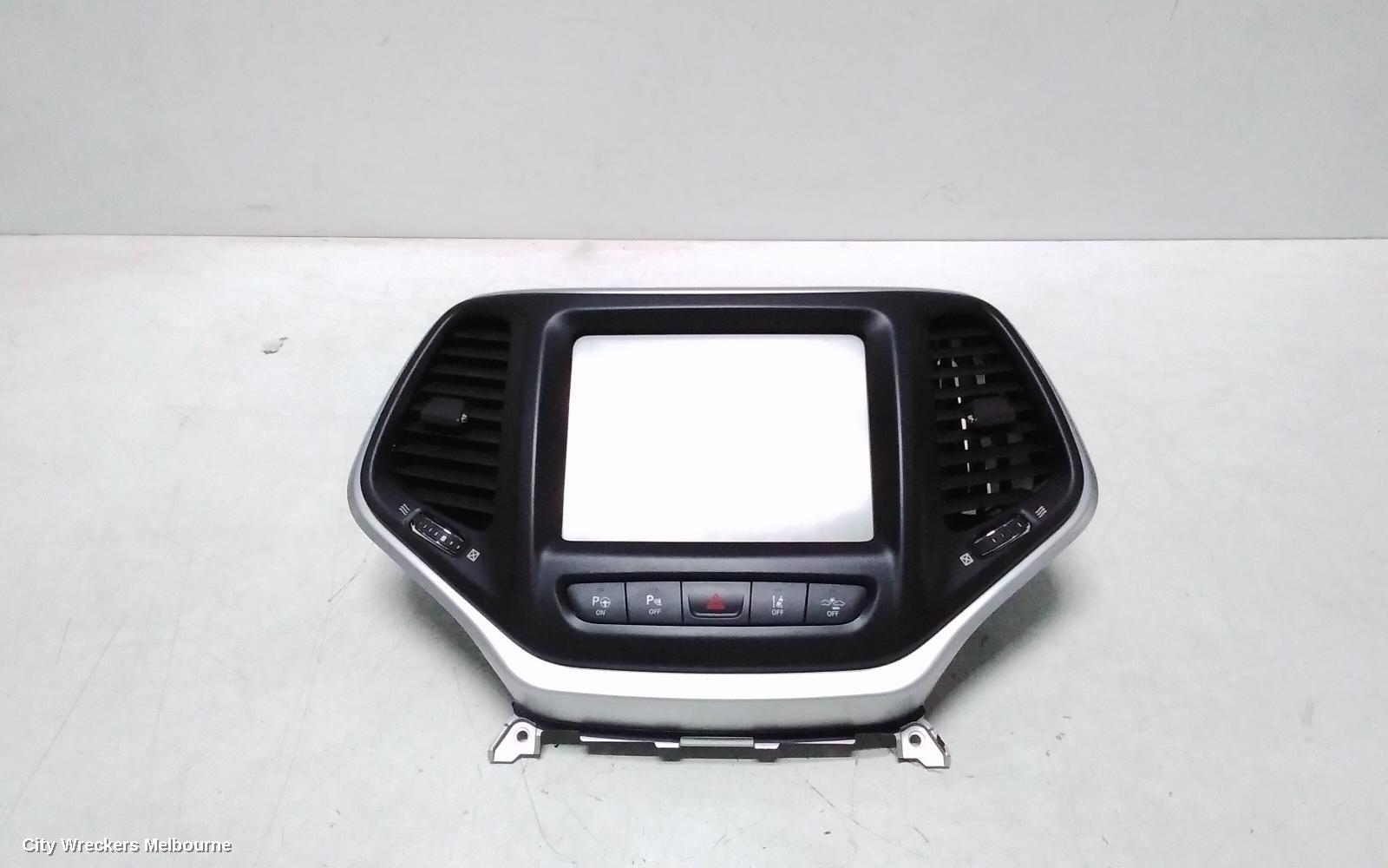 JEEP CHEROKEE RADIO/CD/DVD/SAT/TV, KL, HEAD UNIT, W/ DISPLAY UNIT, 5IN, NON SAT NAV TYPE, 02/2014 - 03/2018 - Image 2