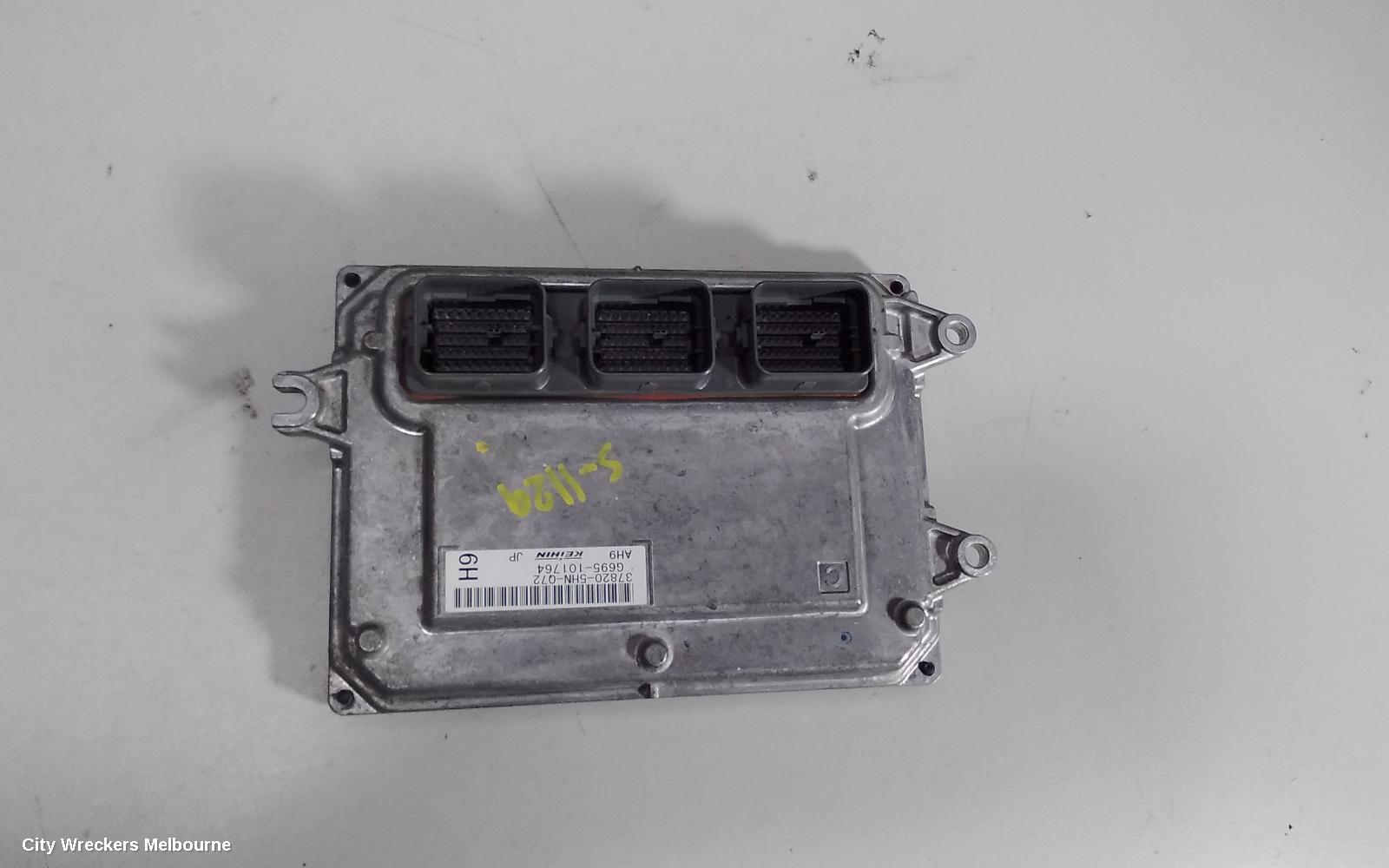HONDA HRV ECU, ENGINE ECU, 1.8, PETROL, ECU ONLY, RU5, 12/2014 - 10/2021 - Image 3