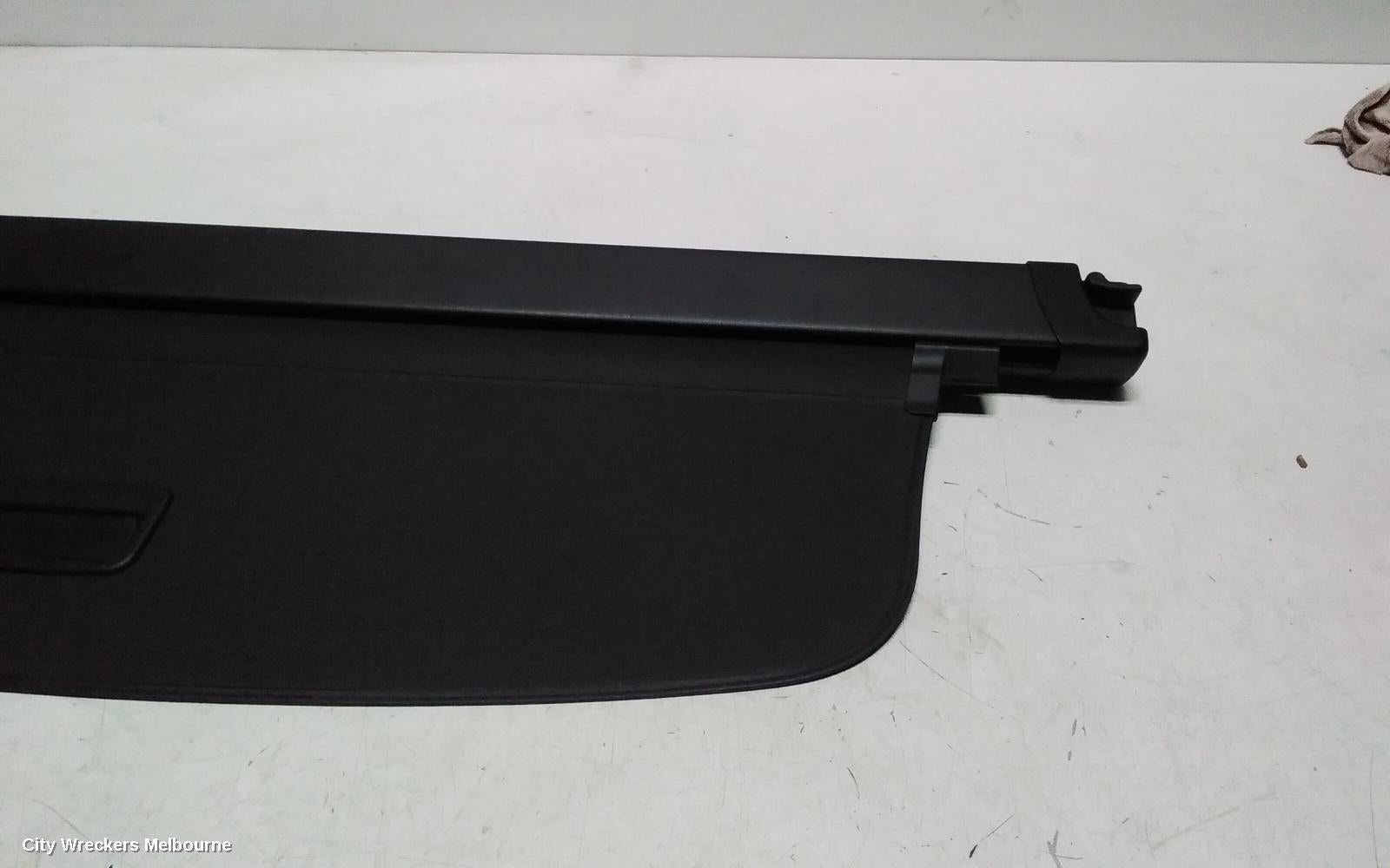 AUDI A4 PARCEL SHELF CARGO BLIND, B9 8W, CARGO BLIND, 01/2016 ONWARDS - Image 3