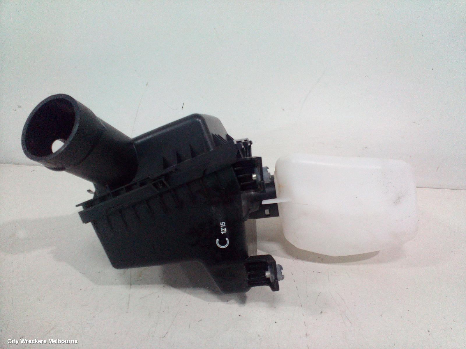 SUBARU XV AIR CLEANER/BOX, G5X, AIR CLEANER, PETROL, 2.0, FB20, AUTO T/M, 03/2017 - 06/2023 - Image 2