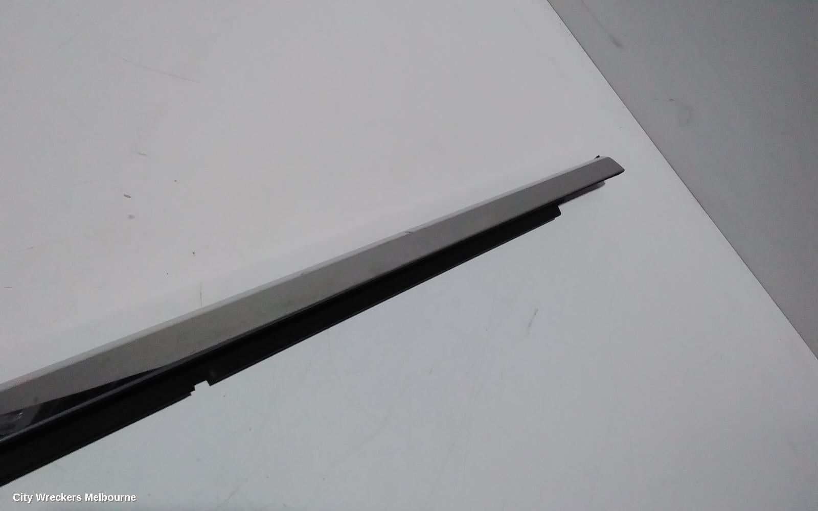 JEEP GRANDCHEROKEE DOOR MOULD, LHF CHROME MOULD: 90163, WK, 10/2010 - 02/2022 - Image 2