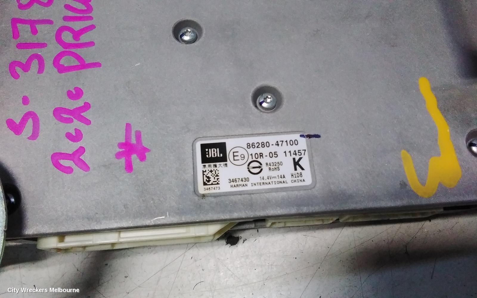 TOYOTA PRIUS RADIO/CD/DVD/SAT/TV, ZVW50R, AMPLIFIER, 02/2016 - 12/2021 - Image 2