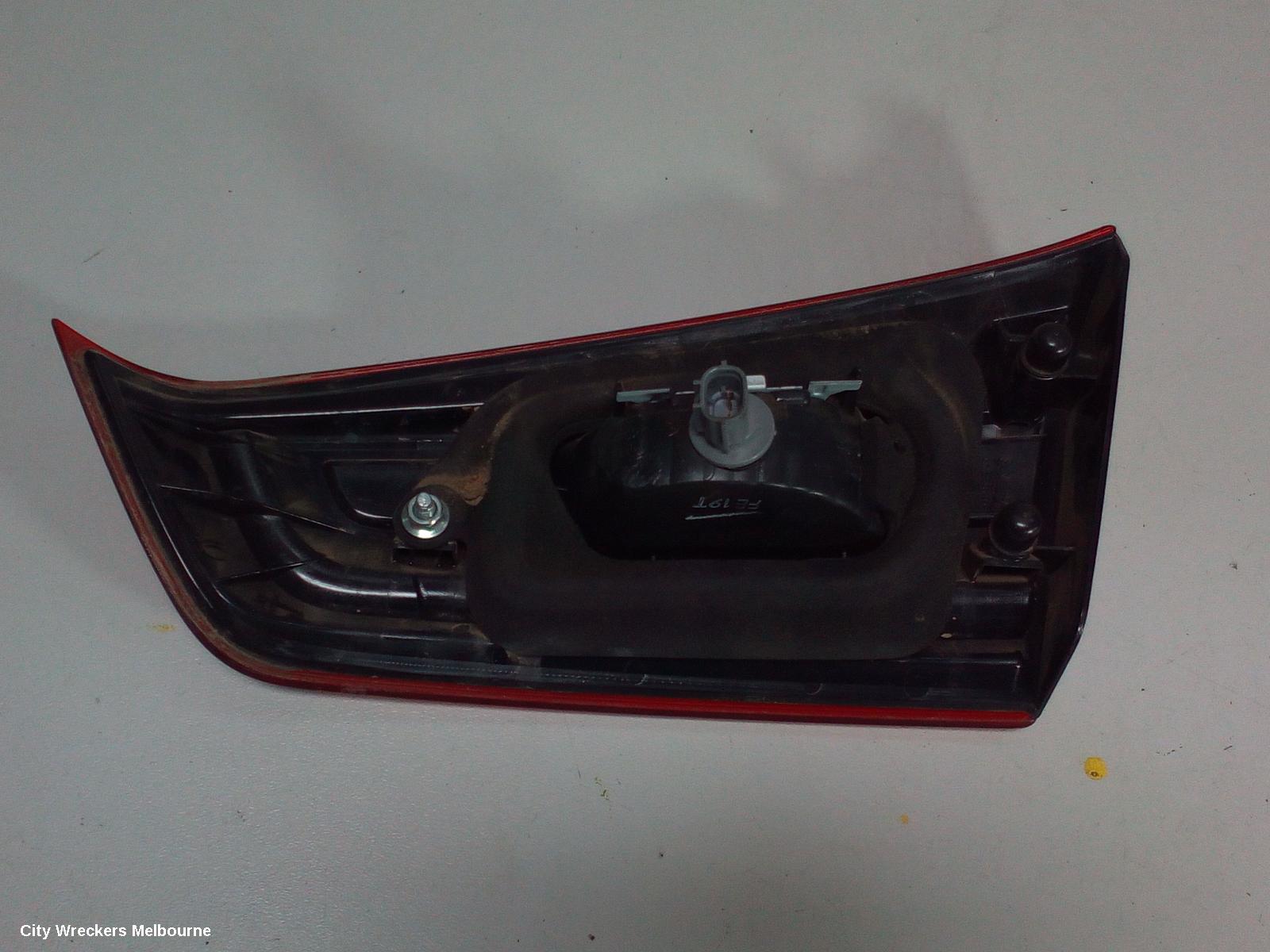 MITSUBISHI ASX REAR GARNISH, TAILGATE LAMP (LH SIDE), XA-XE, 07/2010 - 07/2019 - Image 3