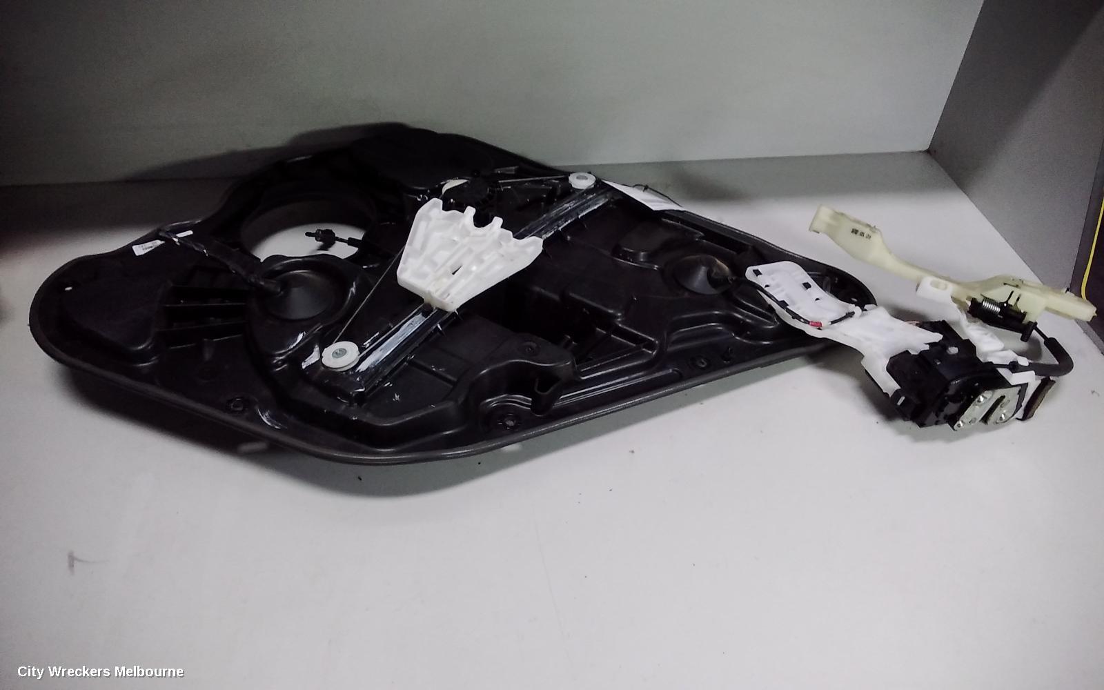HYUNDAI I45 DOOR/BOOT/GATE LOCK, LEFT REAR DOOR LOCK, YF, 02/2010 - 04/2014 - Image 2