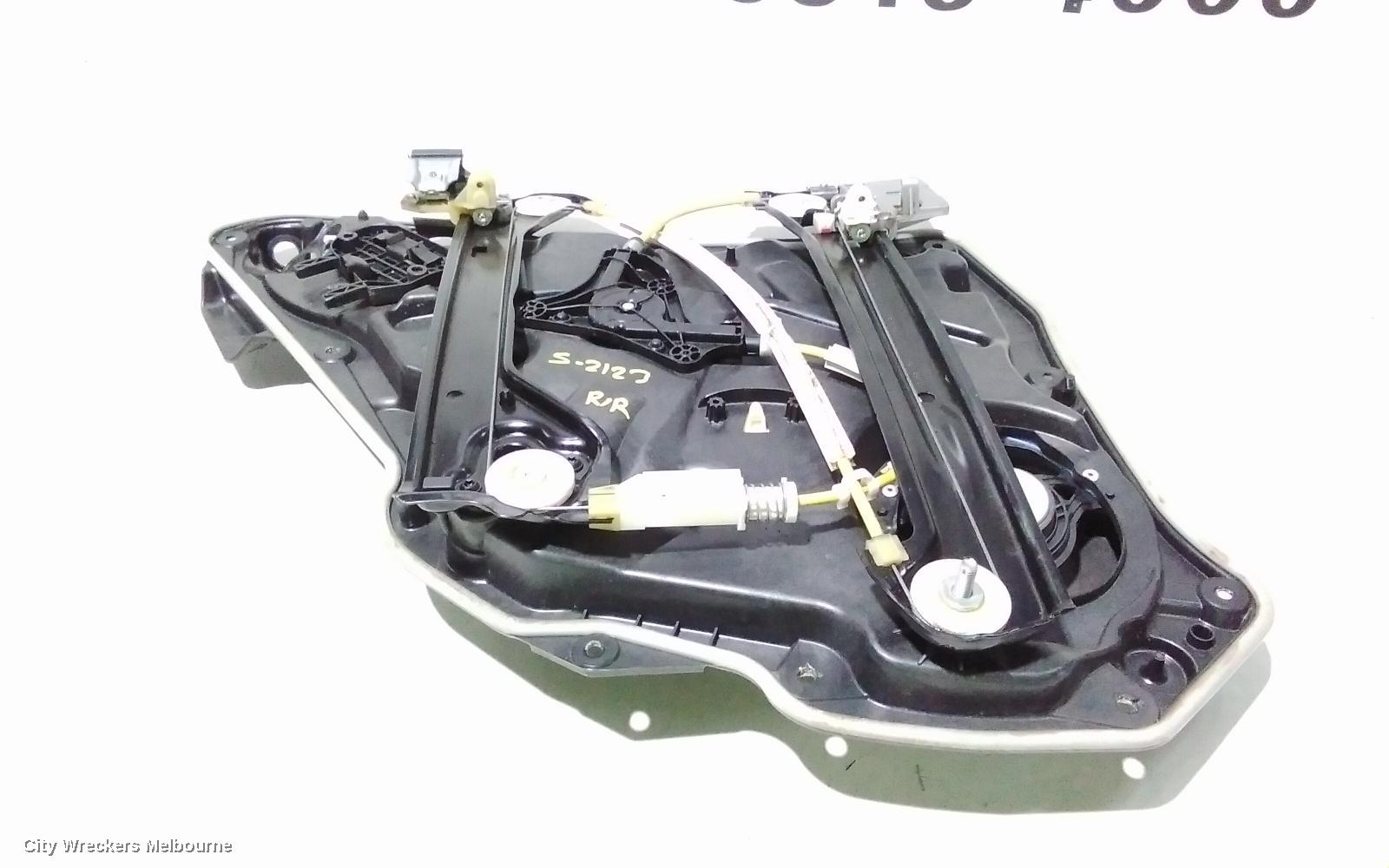 MERCEDES CLA CLASS RIGHT REAR WND REG/MOTOR, C117, 10/2013 - 02/2019 - Image 3