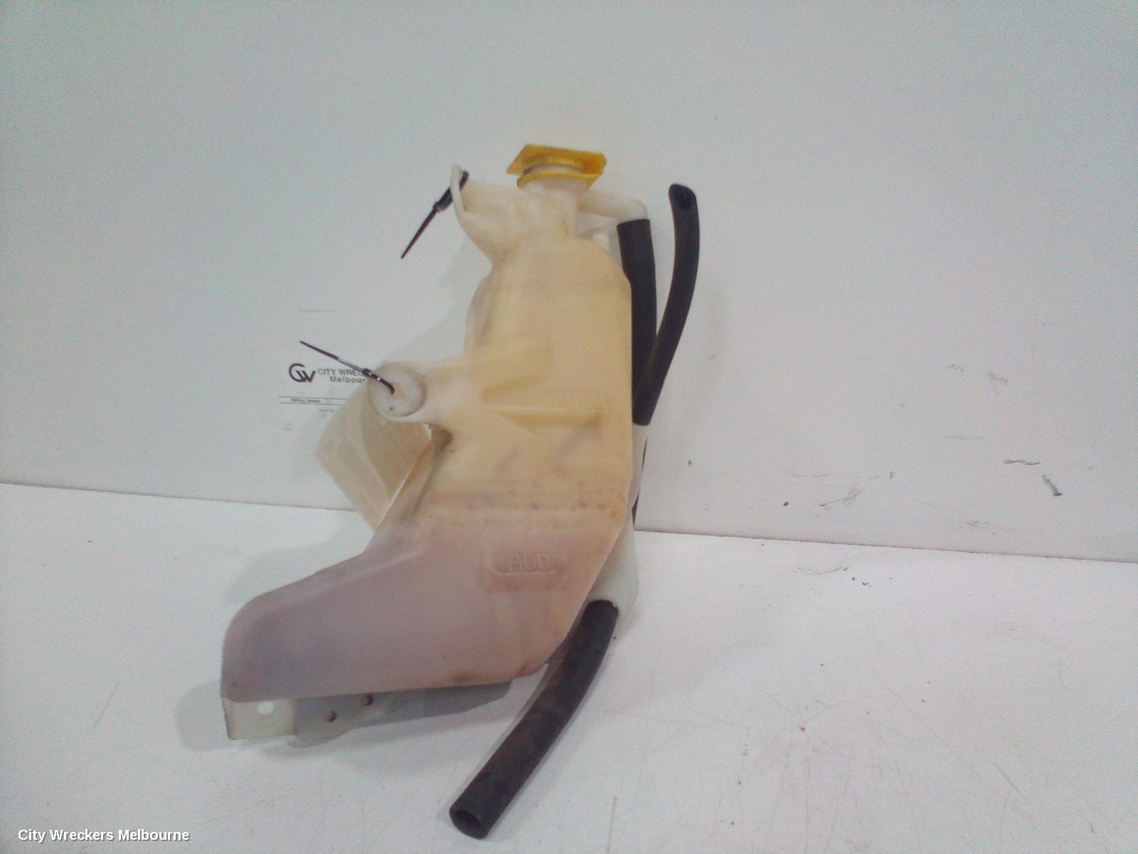 JEEP GRANDCHEROKEE OVERFLOW BOTTLE, WK, PETROL, 3.6 2 RECTANGLE-3 SQUARE HARNESS TYPE/5.7/6.2/6.4, OVERFLOW BOTTLE, 10/2010 - 02/2022 - Image 3