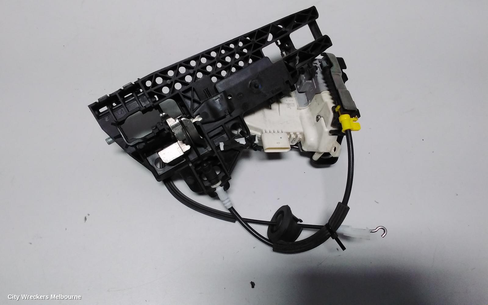 AUDI A4 DOOR/BOOT/GATE LOCK, LEFT REAR DOOR LOCK, B8 8K, SINGLE ROW (6 PIN), P/N 8K0839015C, 02/2008 - 09/2015 - Image 2