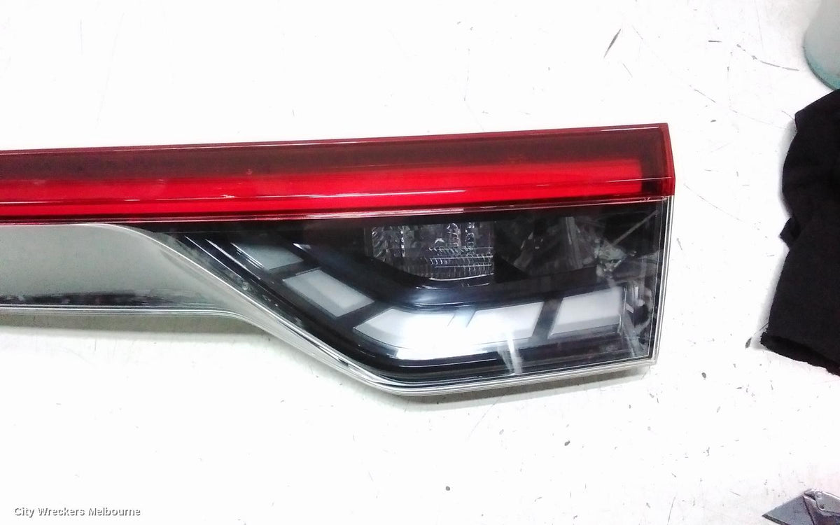 HONDA HRV REAR GARNISH, TAILGATE LAMP (RH SIDE), W/ LED TYPE, RV, 12/2021 - 02/2024 - Image 3