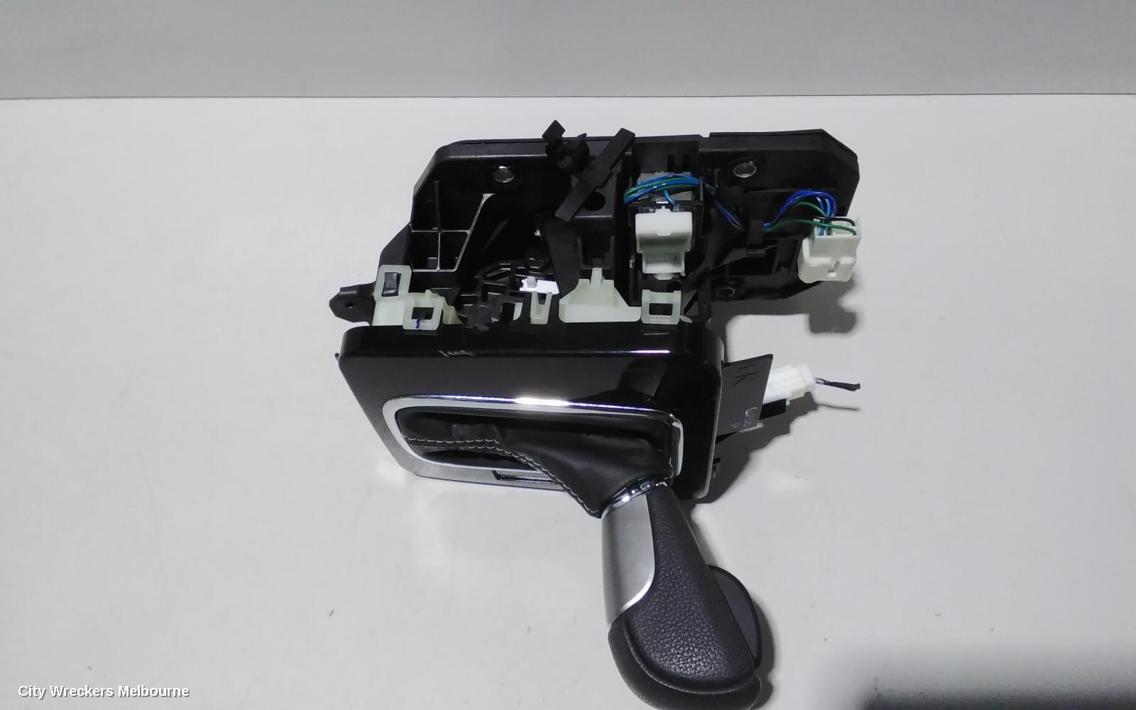 SUBARU FORESTER GEAR STICK/SHIFTER, AUTO T/M, PETROL/DIESEL, SJ, 12/2012 - 08/2018 - Image 3