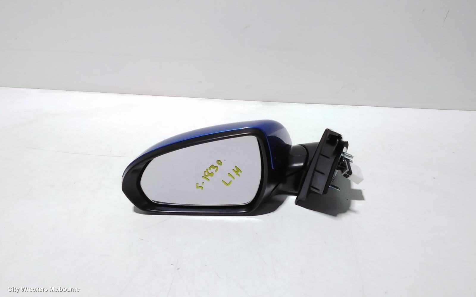 HYUNDAI I30 LEFT DOOR MIRROR, PD, HATCH (S.KOREA VIN KMHH), POWER FOLD, W/ INDICATOR, NON BLIND SPOT TYPE, 03/2017 ONWARDS - Image 1