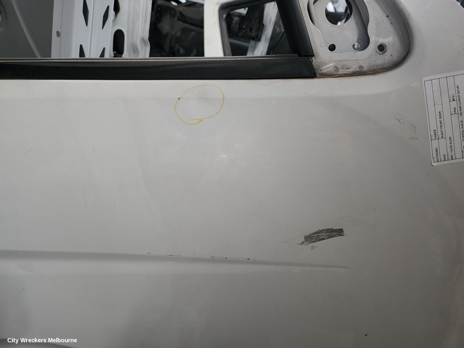 TOYOTA HIACE RIGHT FRONT DOOR, SBV, 10/1995 - 02/2004 - Image 3