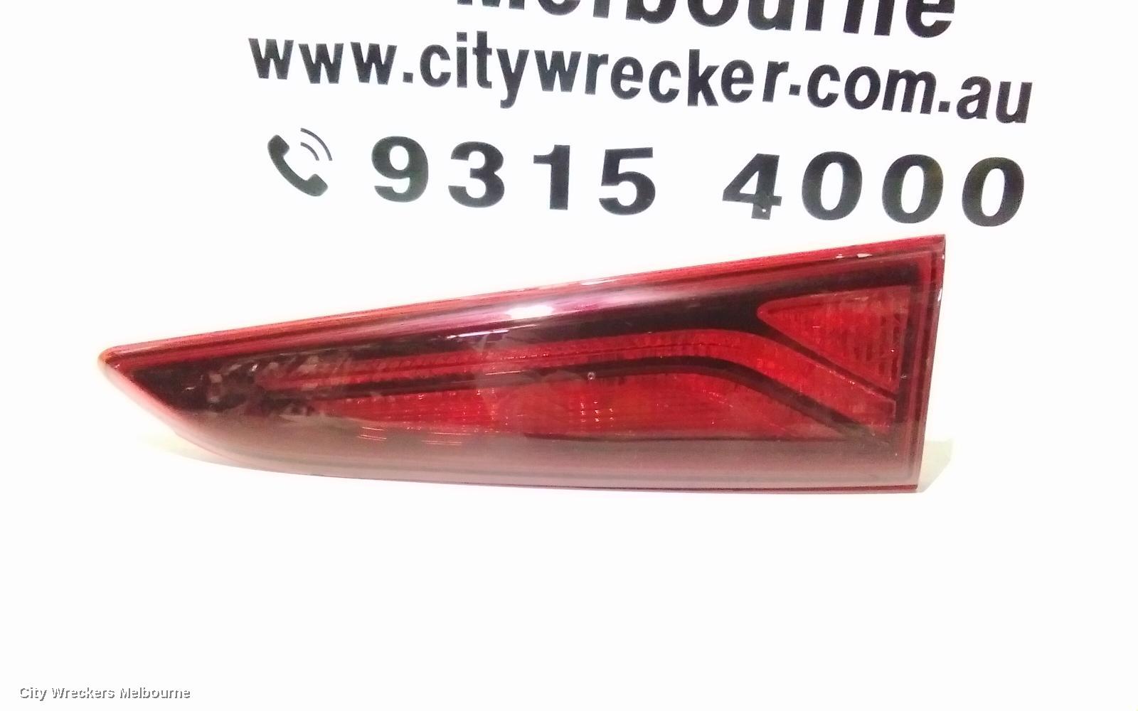 HYUNDAI KONA REAR GARNISH, TAILGATE LAMP (RH SIDE), LED TYPE, OS, 11/2020 ONWARDS - Image 3