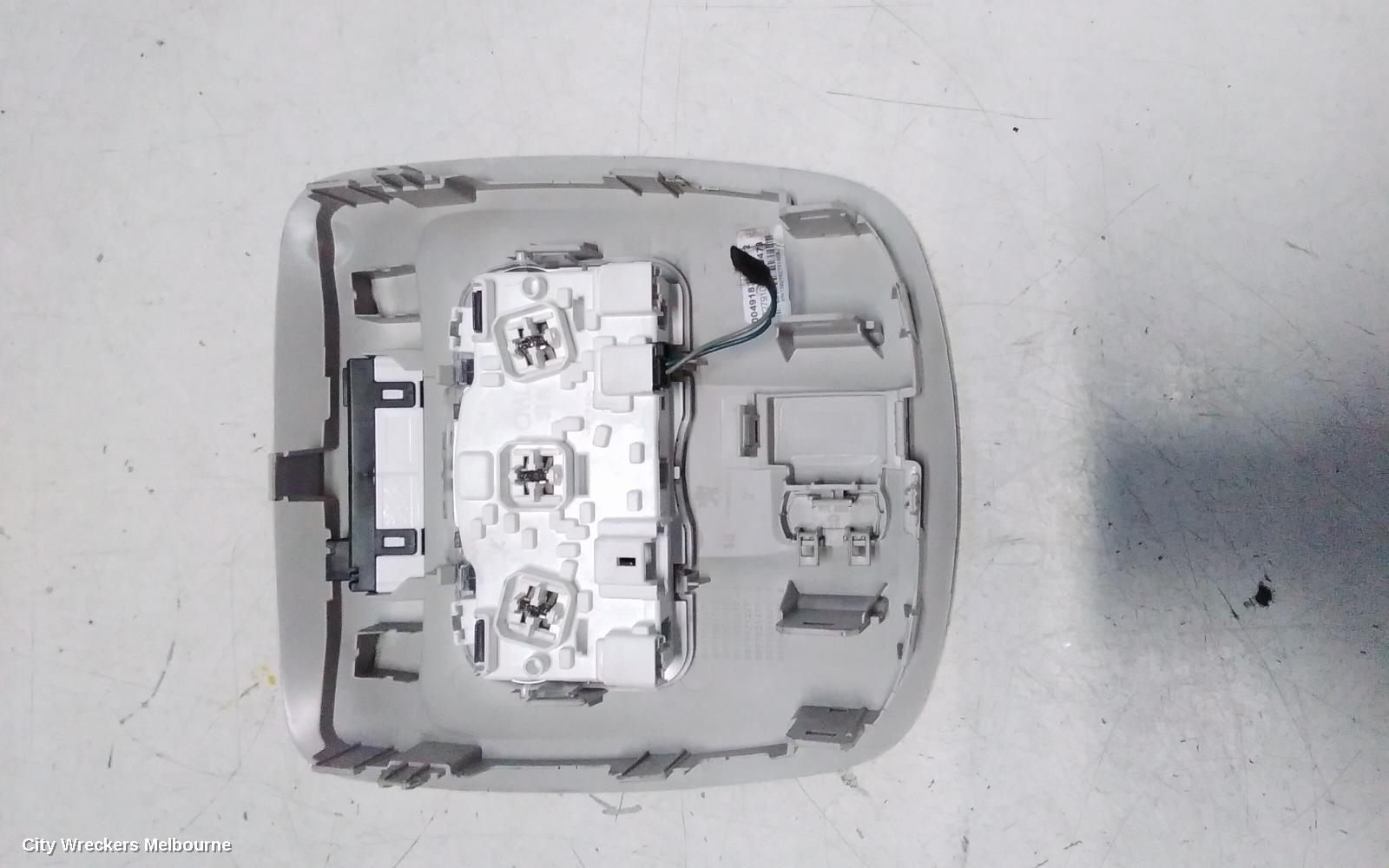 PEUGEOT EXPERT COURTESY LIGHT, K0, 04/2018 ONWARDS - Image 3