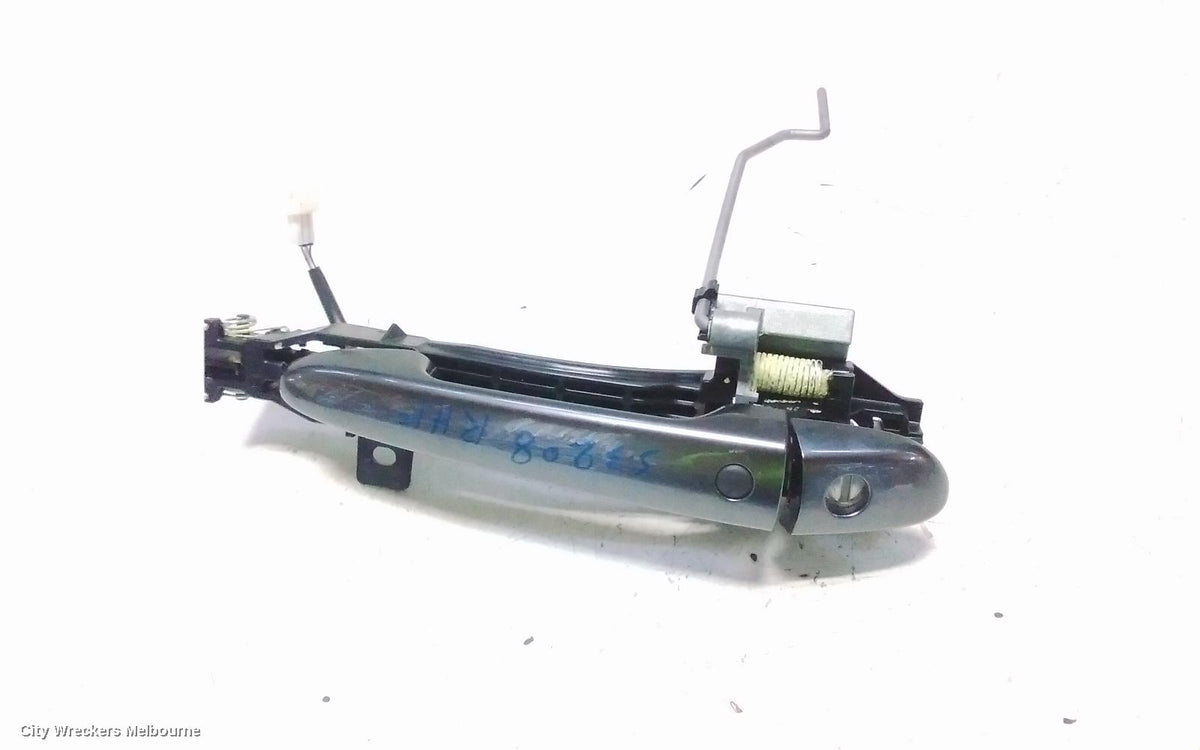MAZDA CX8 DOOR HANDLE, OUTER, RH FRONT, W/ SMART KEYLESS TYPE, KG, 05/2018 - 12/2023 - Image 1