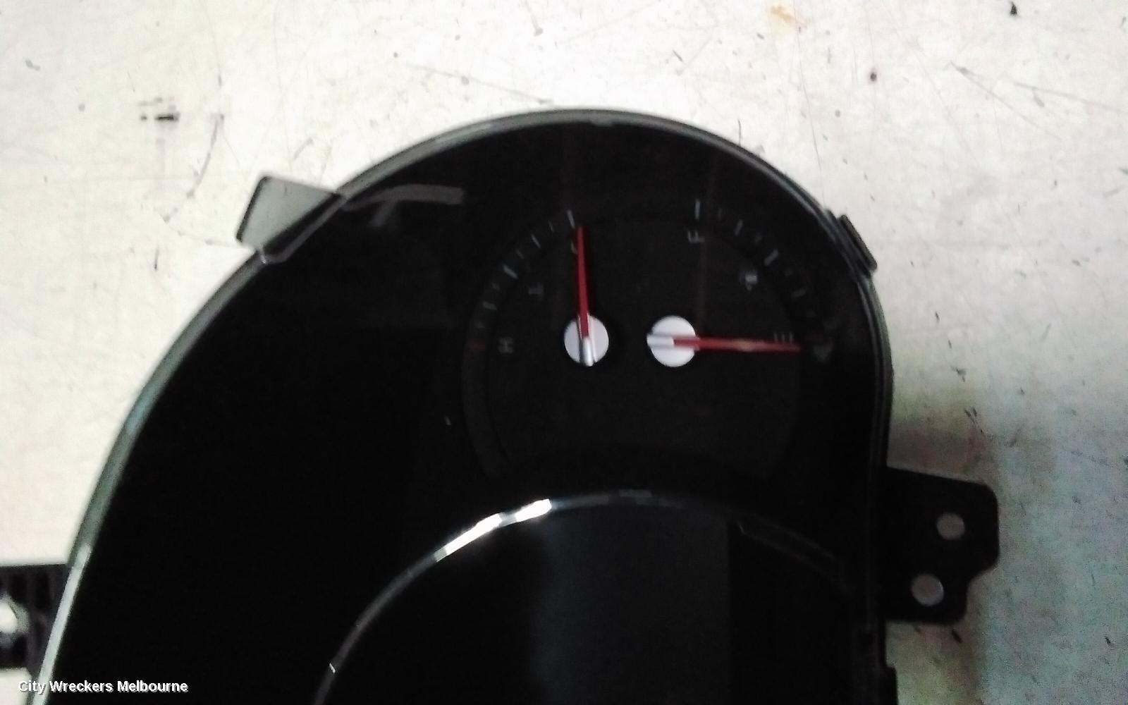 KIA SORENTO INSTRUMENT CLUSTER, DIESEL, SLI/PLATINUM/GT-LINE, UM, 03/2015 - 08/2017 - Image 2