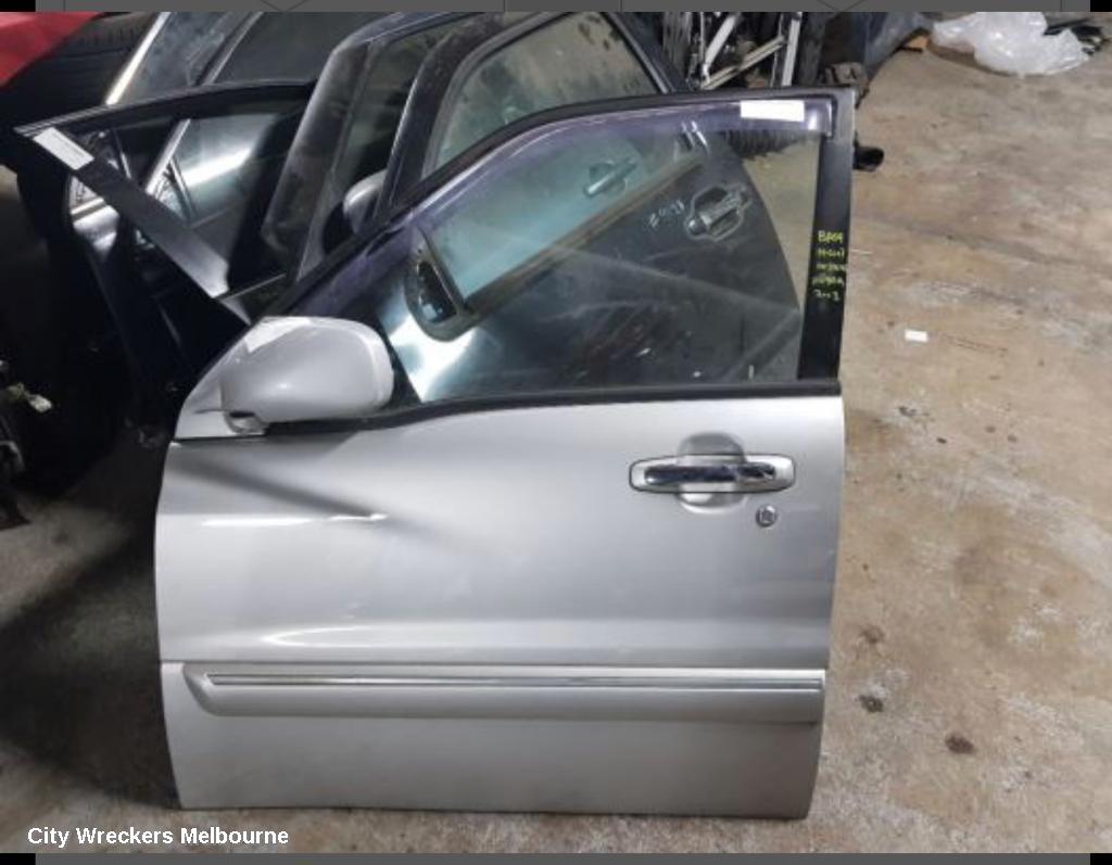 SUZUKI VITARA LEFT FRONT DOOR, 5DR WAGON, GRAND VITARA, 04/1998 - 07/2005 - Image 1