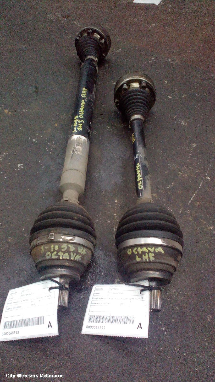 SKODA OCTAVIA RIGHT DRIVESHAFT, FRONT, MANUAL T/M, PETROL, 1.4, CAXA CODE, 1Z, 08/2010 - 10/2013 - Image 2