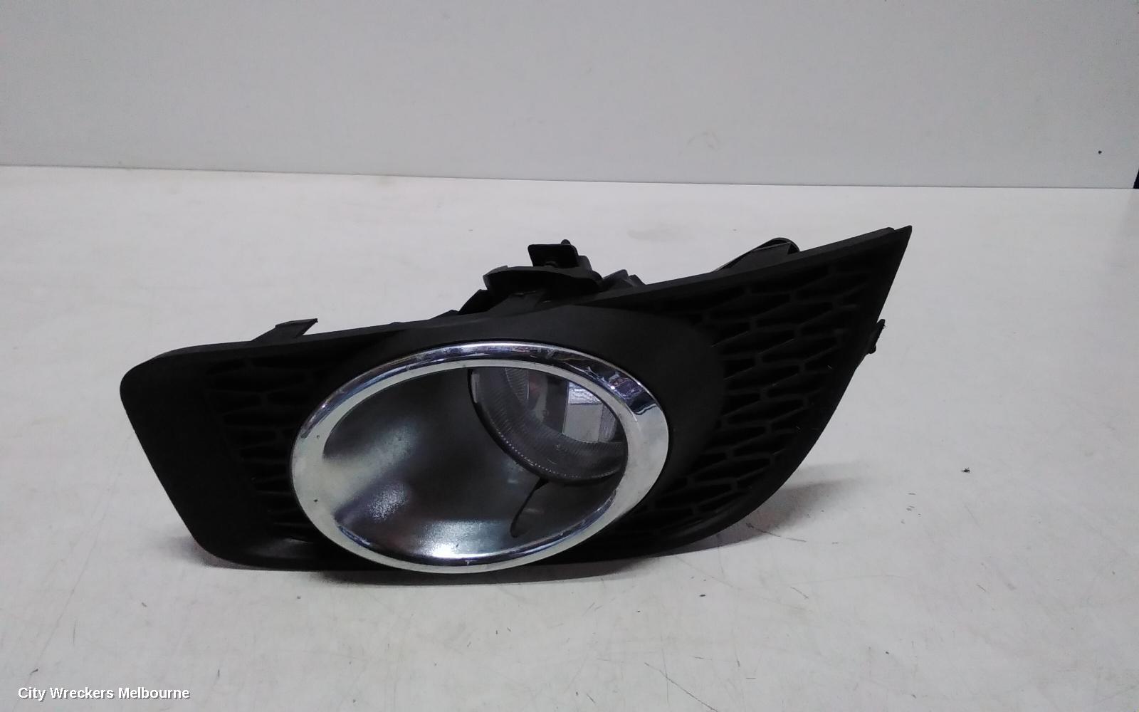 HOLDEN CRUZE RIGHT INDICATOR/FOG/SIDE, BUMPER FOGLAMP, JG-JH, 03/2009 - 12/2014 - Image 1