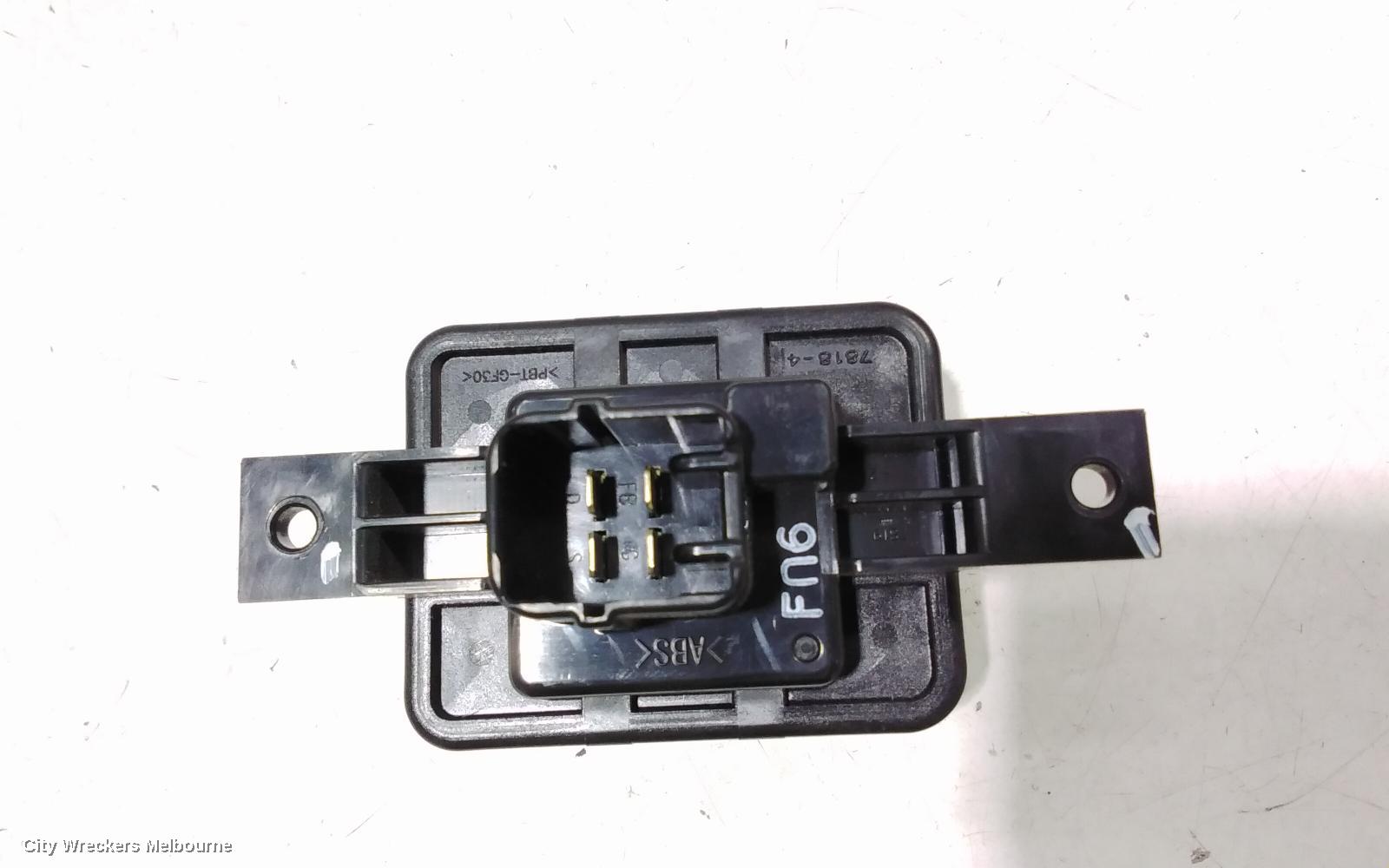 HONDA CIVIC FAN SPEED RESISTOR, 10TH GEN, 05/2016 - 08/2021 - Image 2