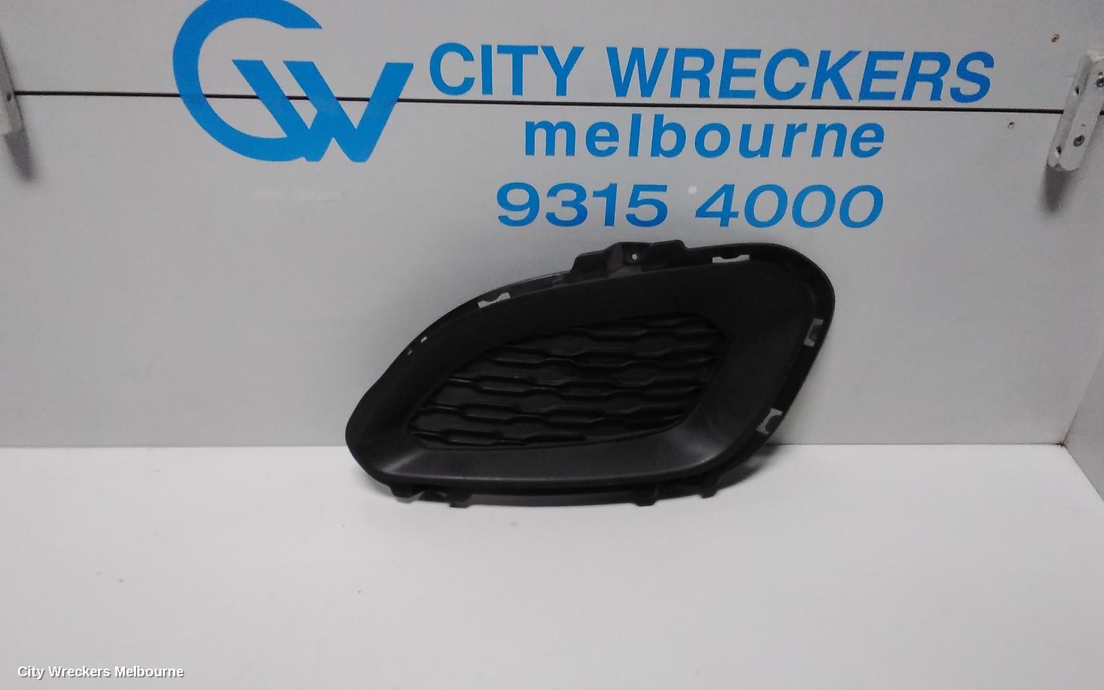 KIA RIO LEFT INDICATOR/FOG/SIDE, BUMPER FOGLAMP, UB, 3DR/5DR HATCH, 08/2011 - 10/2014 - Image 1